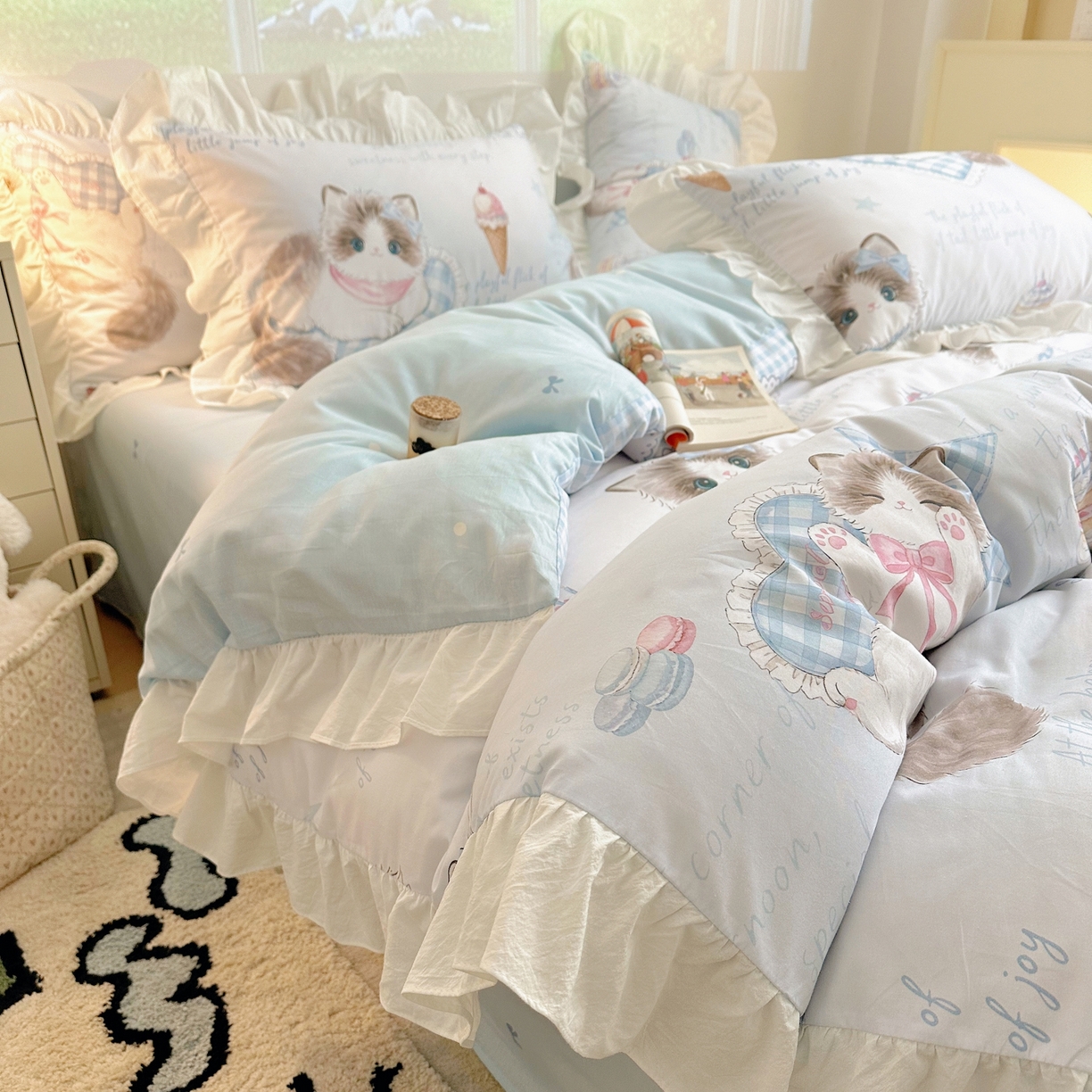 91家纺网 家纺一手货源 找家纺 孩子王家纺 2026新款韩式INS减龄小红书花边款全棉纯棉卡通四件套 花边奶油布偶猫