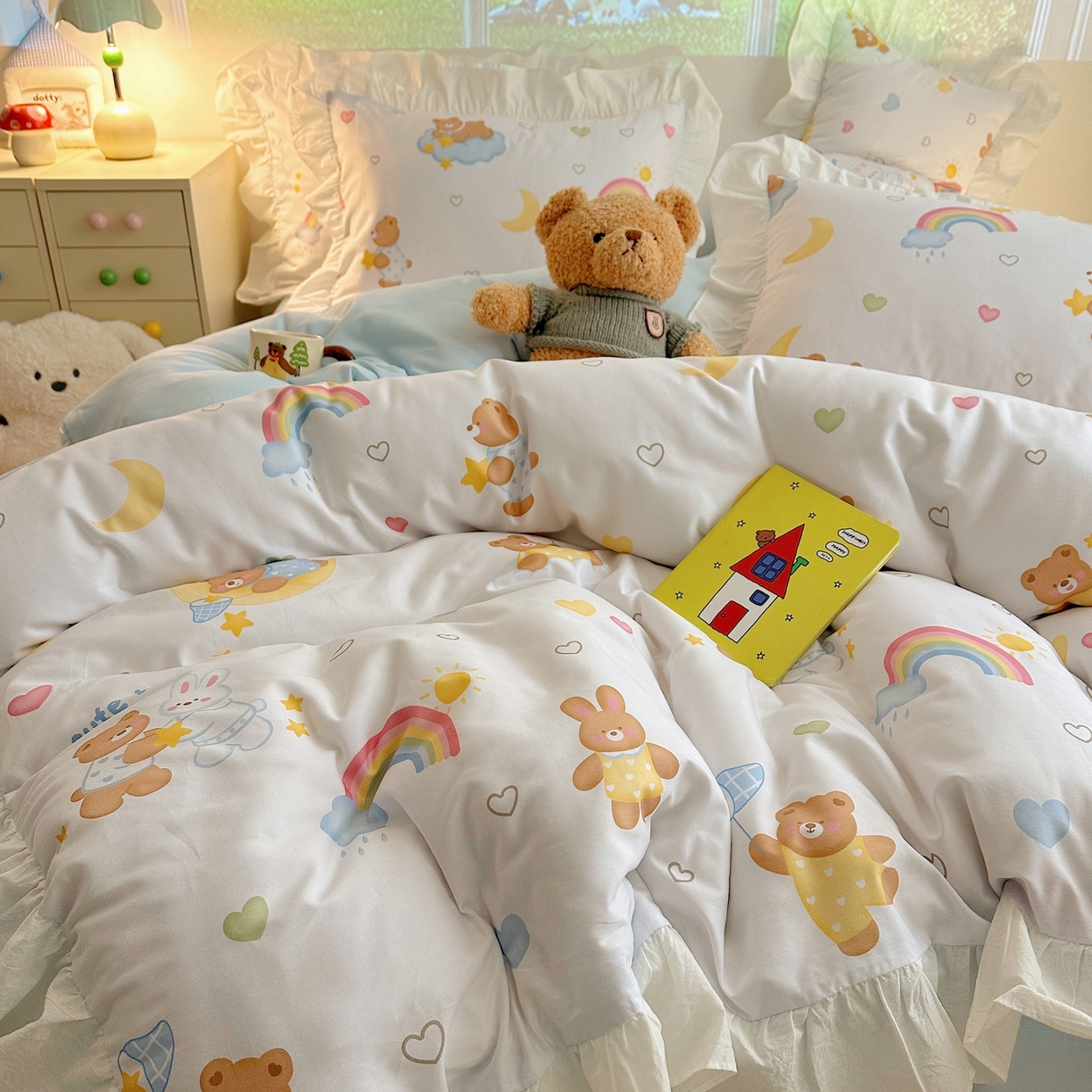 91家纺网 家纺一手货源 找家纺 孩子王家纺 2026新款韩式INS减龄小红书花边款全棉纯棉卡通四件套 花边小熊星梦