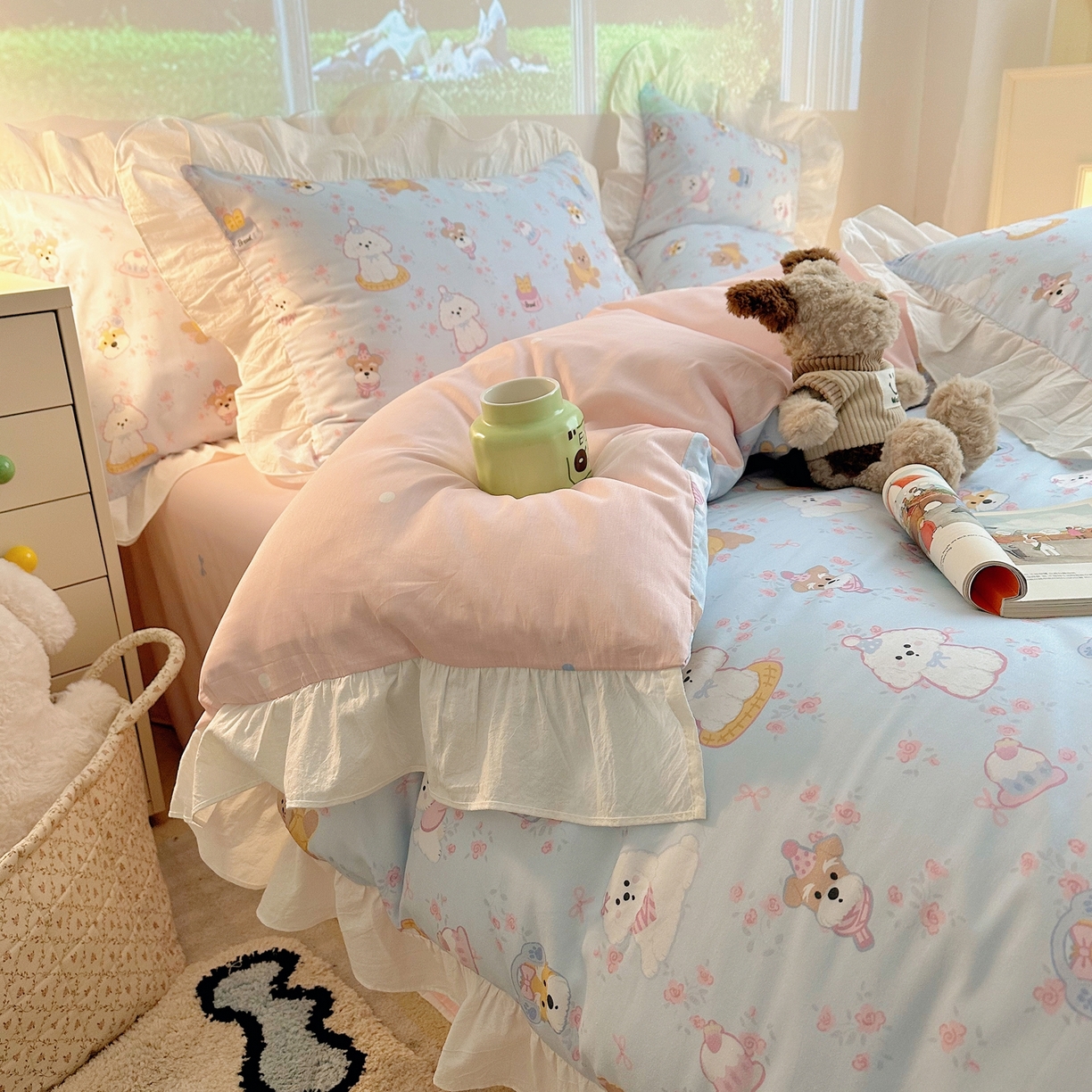 91家纺网 家纺一手货源 找家纺 孩子王家纺 2026新款韩式INS减龄小红书花边款全棉纯棉卡通四件套 花边小狗派对