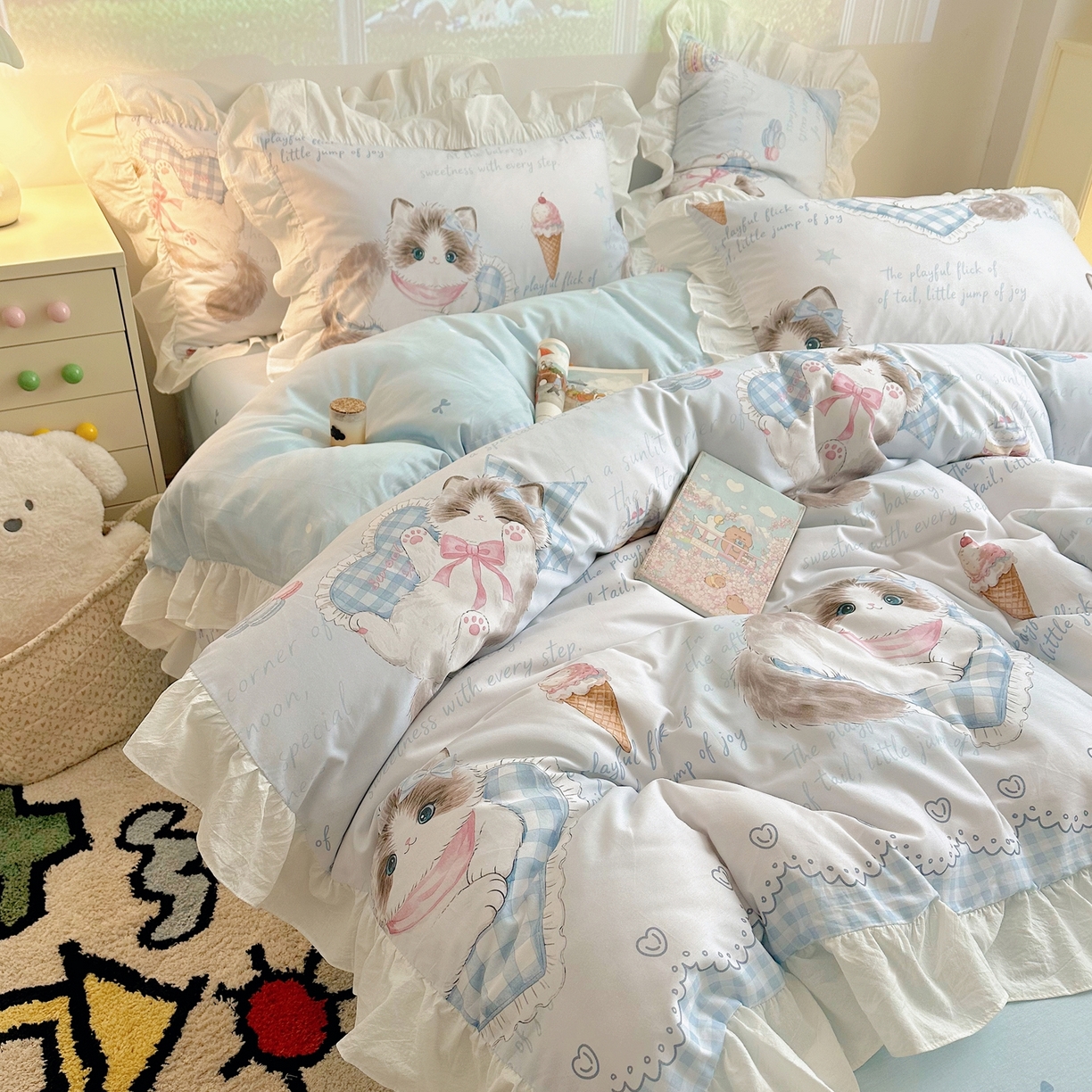 孩子王家纺 2026新款韩式INS减龄小红书花边款全棉纯棉卡通四件套 花边奶油布偶猫