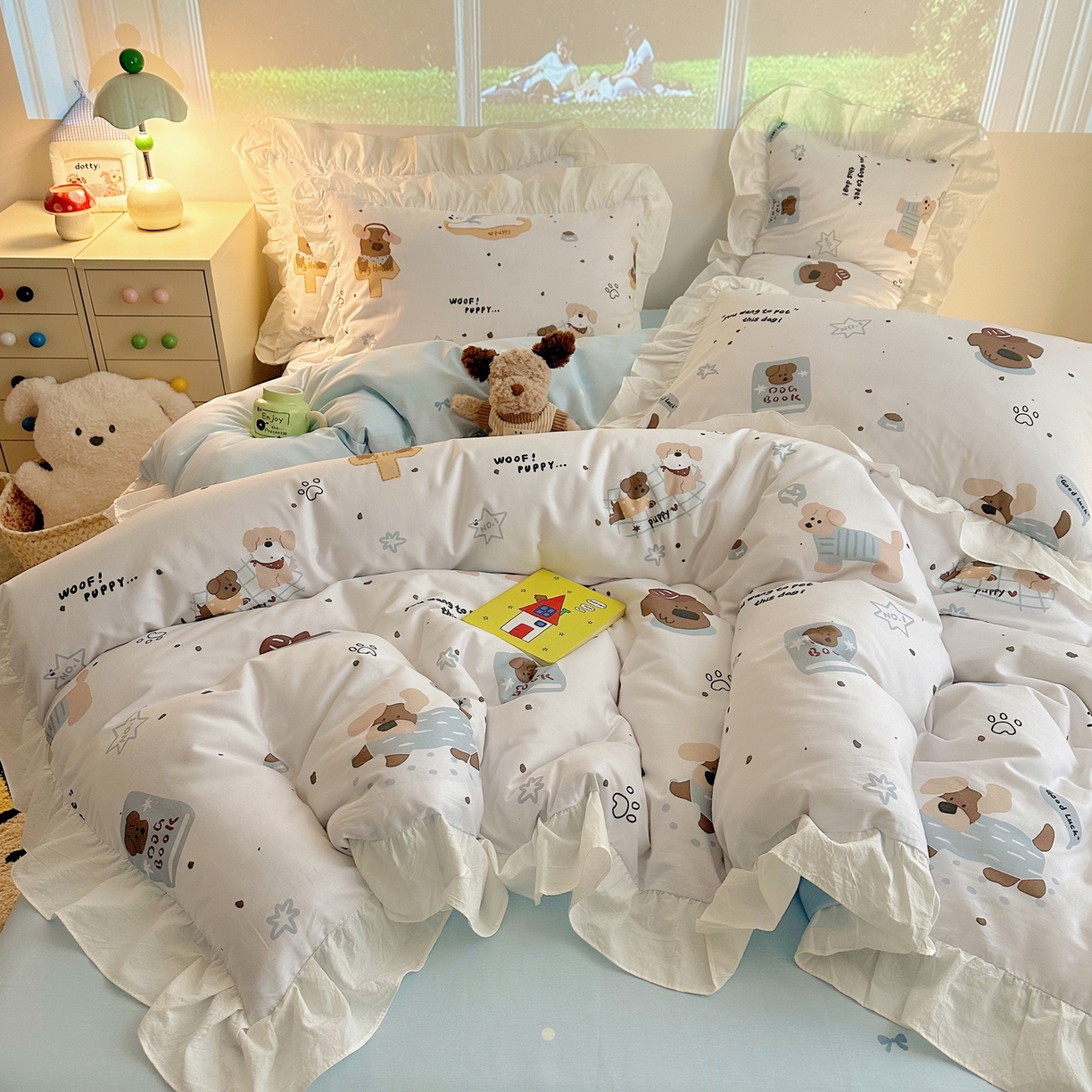 91家纺网 家纺一手货源 找家纺 孩子王家纺 2026新款韩式INS减龄小红书花边款全棉纯棉卡通四件套 花边小狗心事