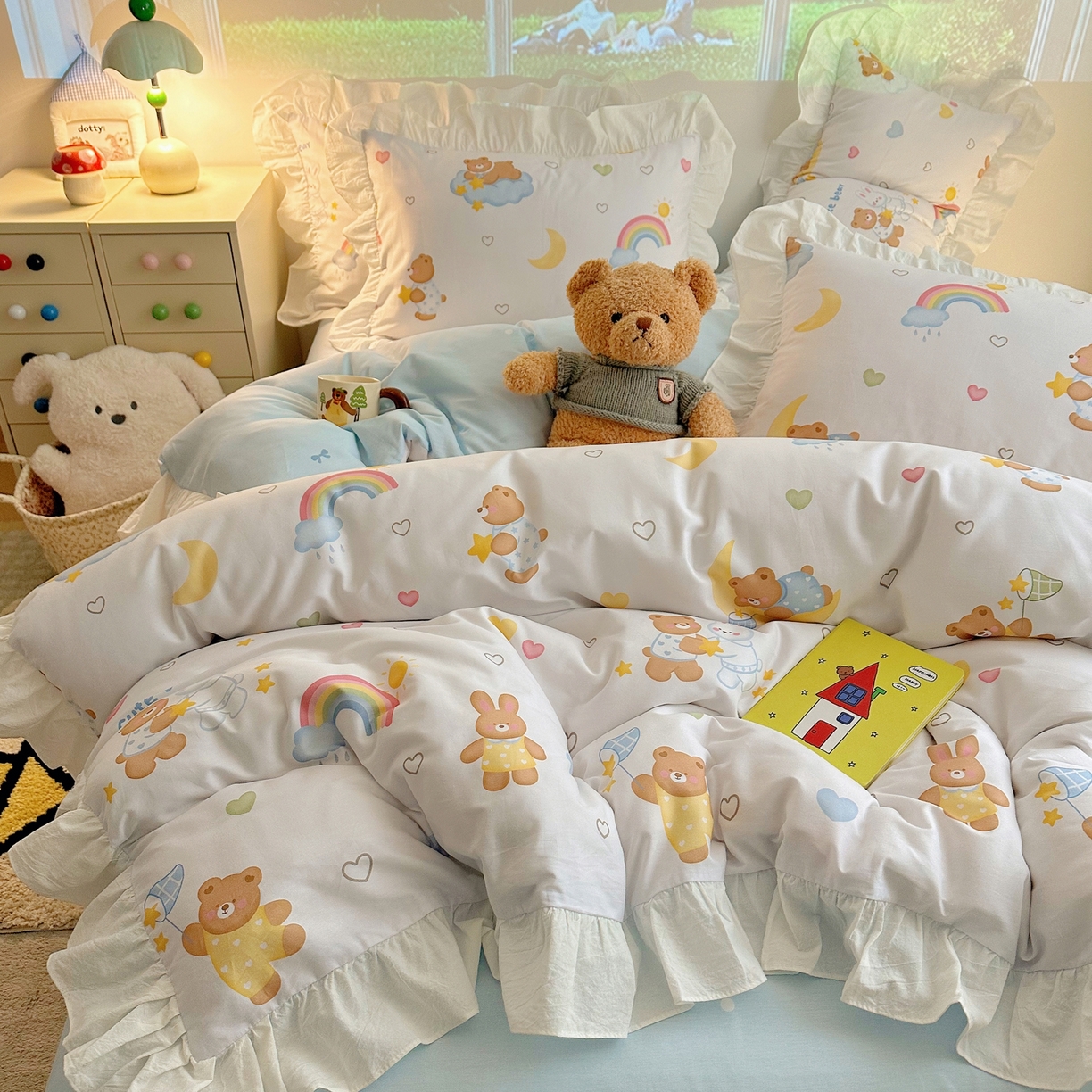 91家纺网 家纺一手货源 找家纺 孩子王家纺 2026新款韩式INS减龄小红书花边款全棉纯棉卡通四件套 花边小熊星梦