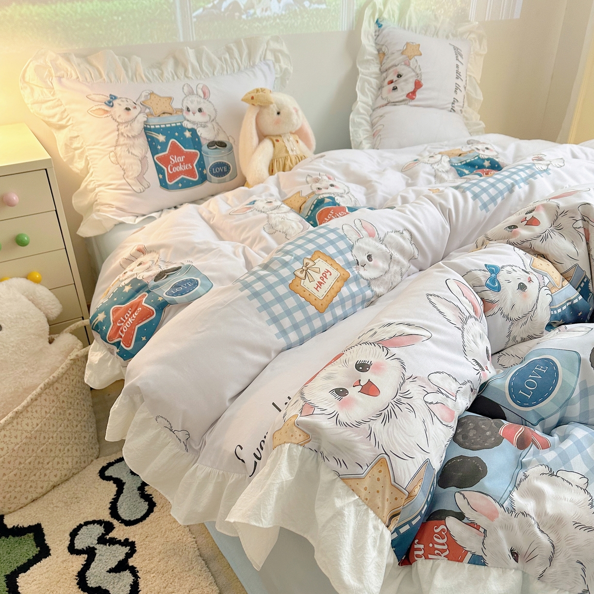 91家纺网 家纺一手货源 找家纺 孩子王家纺 2026新款韩式INS减龄小红书花边款全棉纯棉卡通四件套 花边星兔饼干