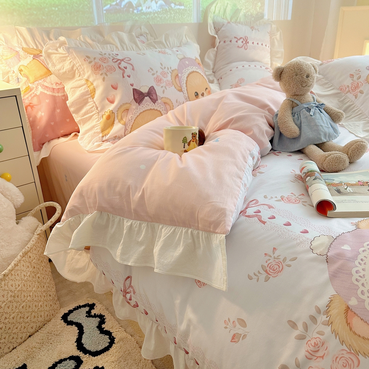 91家纺网 家纺一手货源 找家纺 孩子王家纺 2026新款韩式INS减龄小红书花边款全棉纯棉卡通四件套 花边甜梦小熊