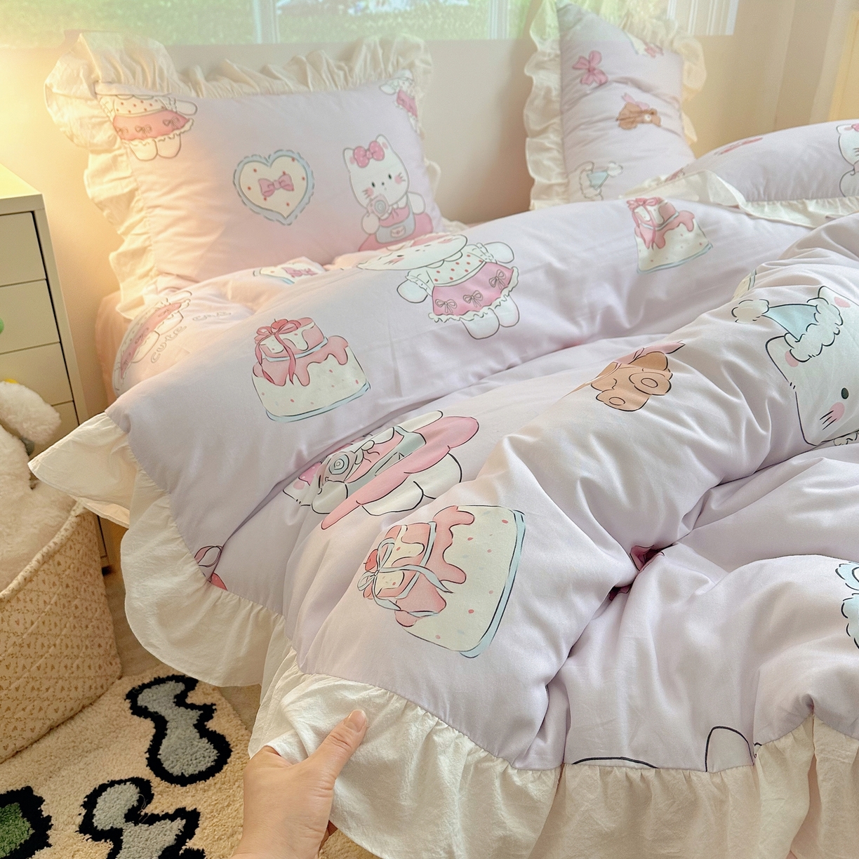 91家纺网 家纺一手货源 找家纺 孩子王家纺 2026新款韩式INS减龄小红书花边款全棉纯棉卡通四件套 花边甜妹小猫屋