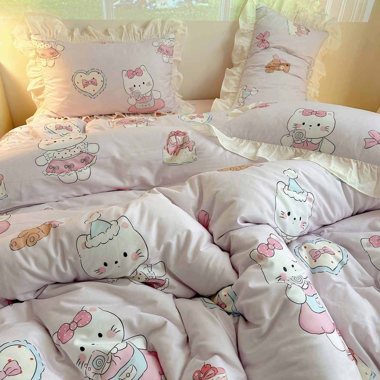 91家纺网 家纺一手货源 找家纺 孩子王家纺 2026新款韩式INS减龄小红书花边款全棉纯棉卡通四件套 花边甜妹小猫屋