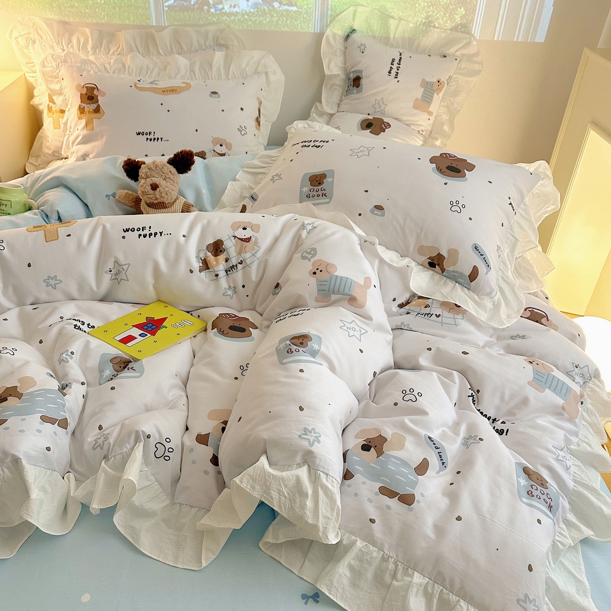 91家纺网 家纺一手货源 找家纺 孩子王家纺 2026新款韩式INS减龄小红书花边款全棉纯棉卡通四件套 花边小狗心事