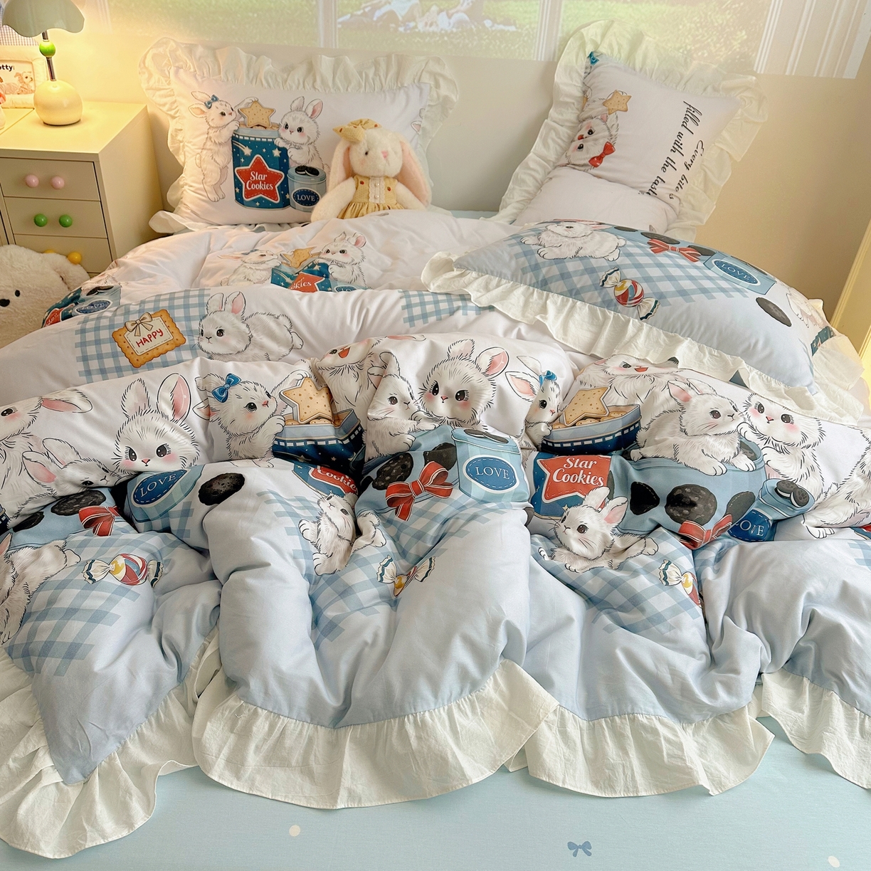 91家纺网 家纺一手货源 找家纺 孩子王家纺 2026新款韩式INS减龄小红书花边款全棉纯棉卡通四件套 花边星兔饼干