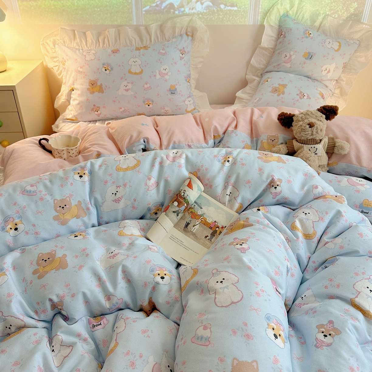 91家纺网 家纺一手货源 找家纺 孩子王家纺 2026新款韩式INS减龄小红书花边款全棉纯棉卡通四件套 花边小狗派对