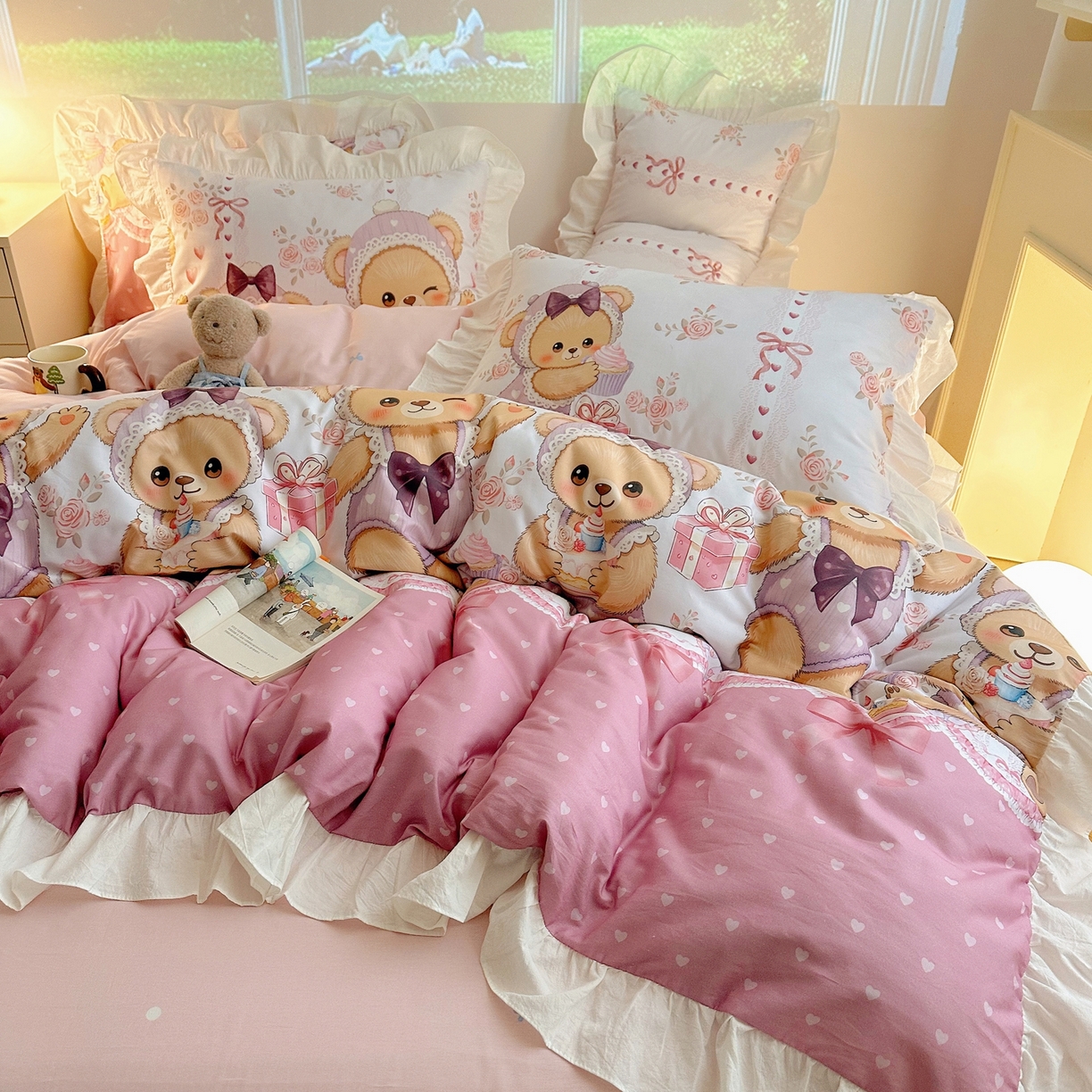 91家纺网 家纺一手货源 找家纺 孩子王家纺 2026新款韩式INS减龄小红书花边款全棉纯棉卡通四件套 花边甜梦小熊