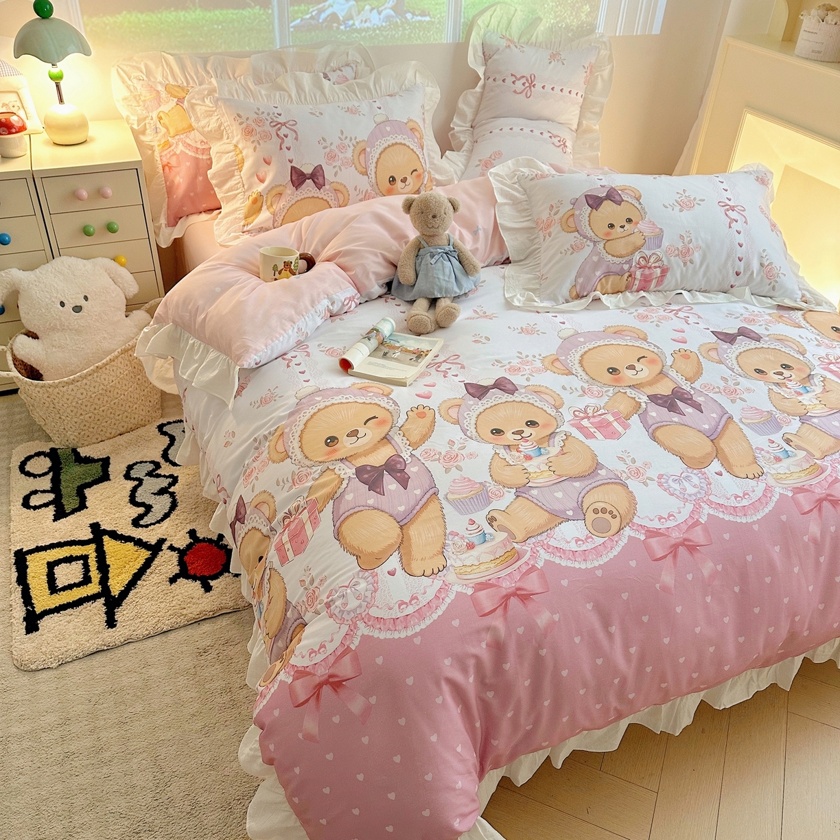 91家纺网 家纺一手货源 找家纺 孩子王家纺 2026新款韩式INS减龄小红书花边款全棉纯棉卡通四件套 花边甜梦小熊