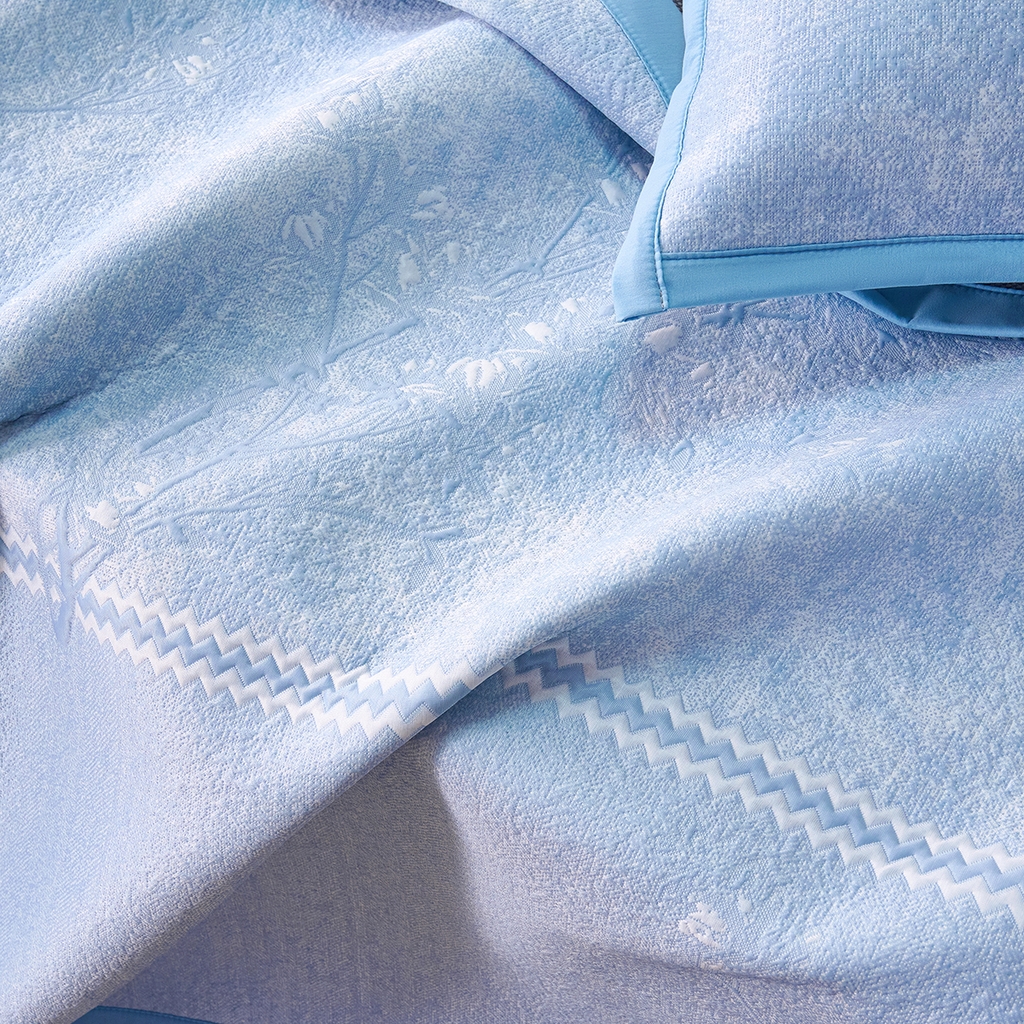 91家纺网 家纺一手货源 找家纺 （总）梵克保罗 2026春夏新款A类3D凉感冰豆豆席刺绣席子凉席三件套-平铺款花枝招展