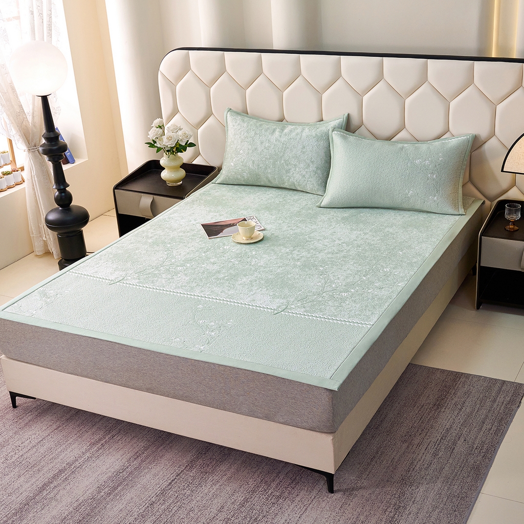 91家纺网 家纺一手货源 找家纺 梵克保罗 2026春夏新款A类3D凉感冰豆豆席刺绣席子凉席三件套-平铺款花枝招展 平铺款-花枝招展绿色