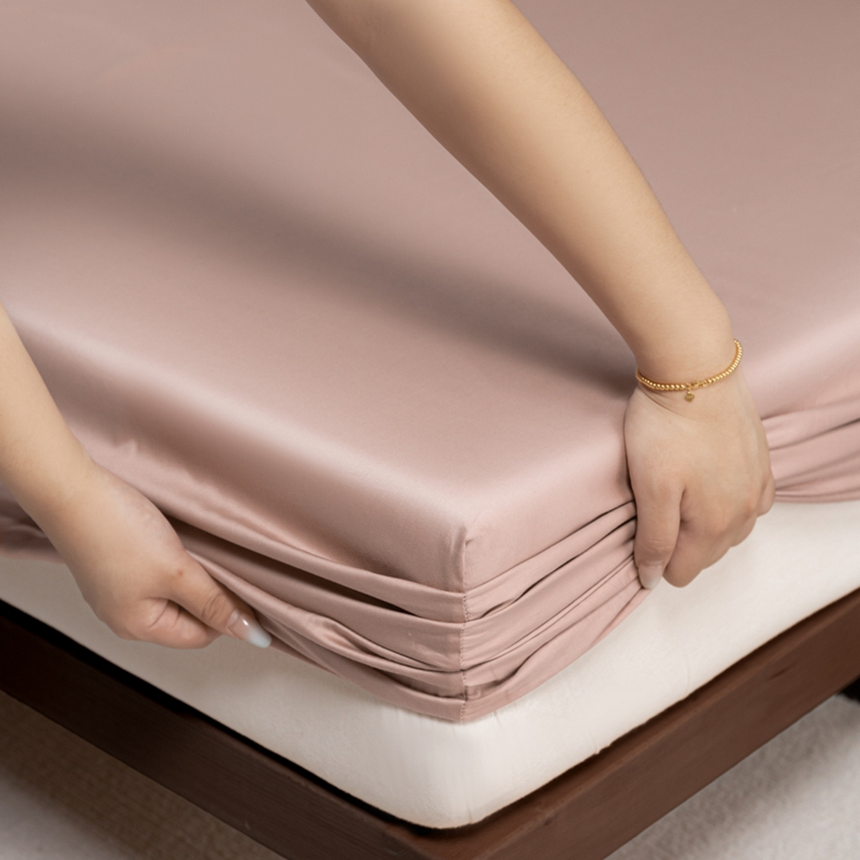 91家纺网 家纺一手货源 找家纺 （总）秀色家纺 2026新款高端Pro+全棉纯棉床笠三件套纯棉床垫保护套简约纯色床套防尘罩单件