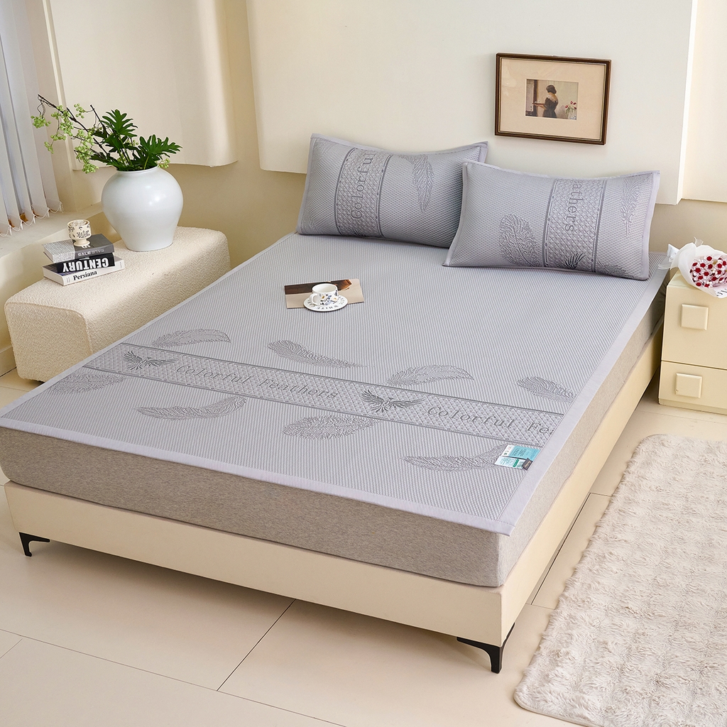 梵克保罗 2026春夏新款A类3D凉感冰豆豆席刺绣席子凉席三件套-平铺款绚丽羽毛 平铺款-绚丽羽毛灰