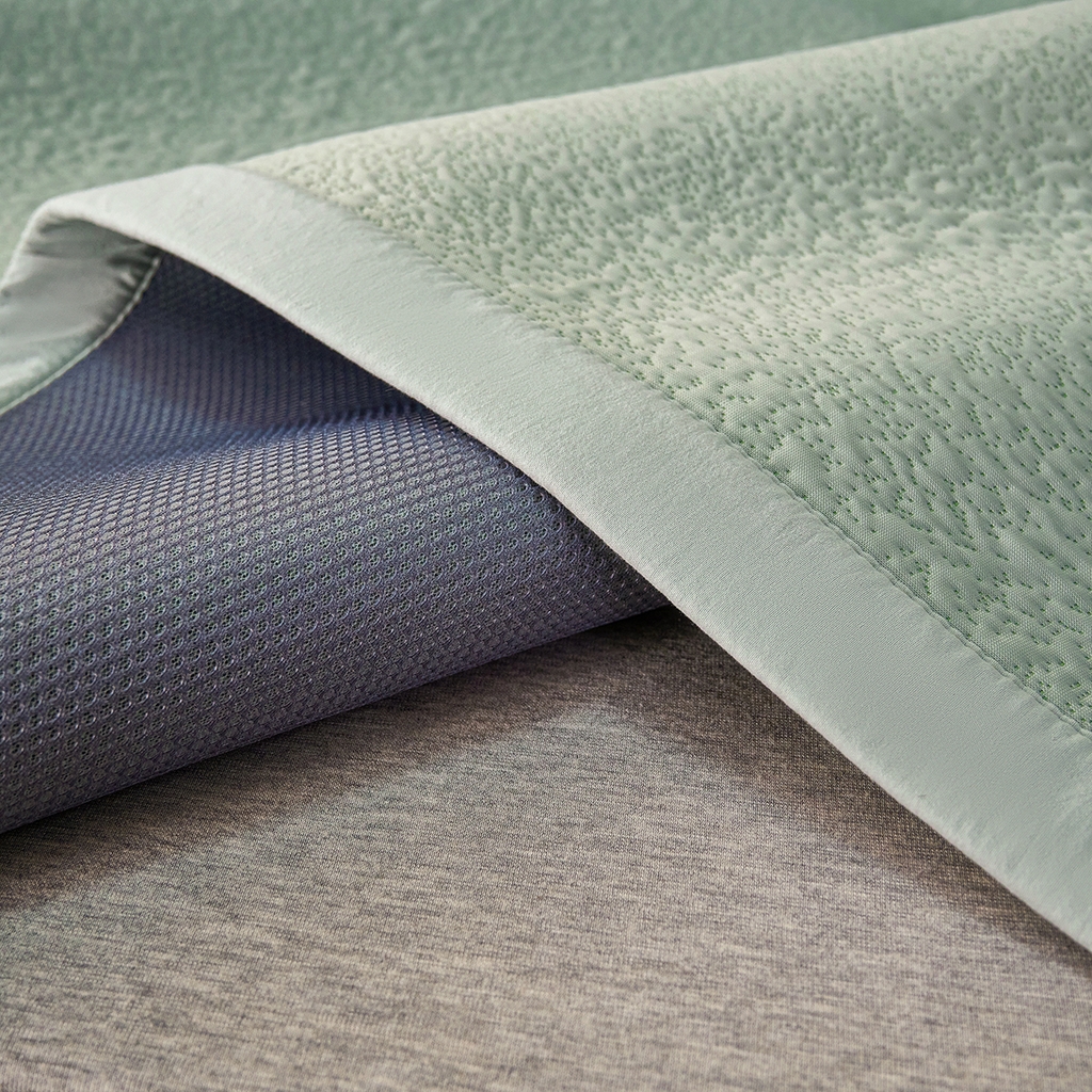 91家纺网 家纺一手货源 找家纺 （总）梵克保罗 2026春夏新款A类3D凉感冰豆豆席刺绣席子凉席三件套-平铺款熊猫抱竹