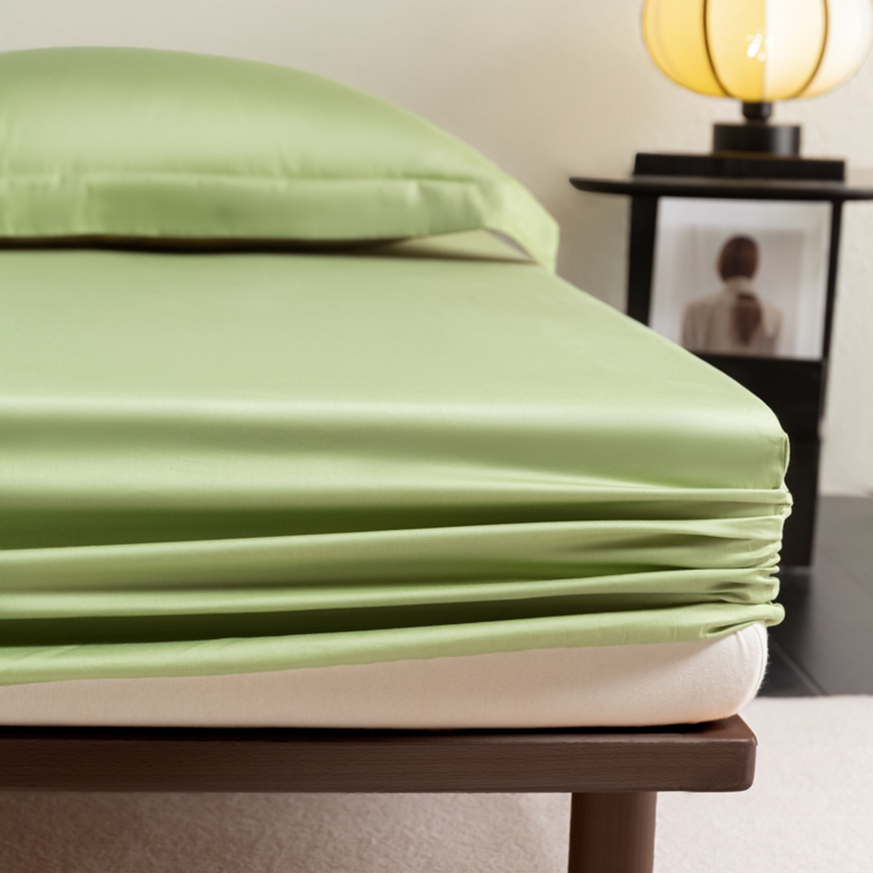 91家纺网 家纺一手货源 找家纺 秀色家纺 2026新款高端Pro+全棉纯棉床笠三件套纯棉床垫保护套简约纯色床套防尘罩单件 梦易-艾绿