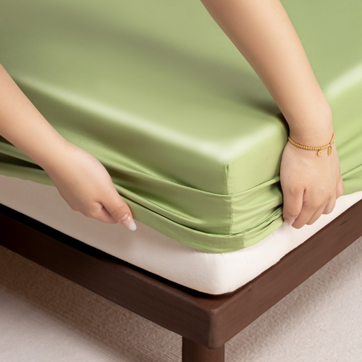 91家纺网 家纺一手货源 找家纺 秀色家纺 2026新款高端Pro+全棉纯棉床笠三件套纯棉床垫保护套简约纯色床套防尘罩单件 梦易-艾绿