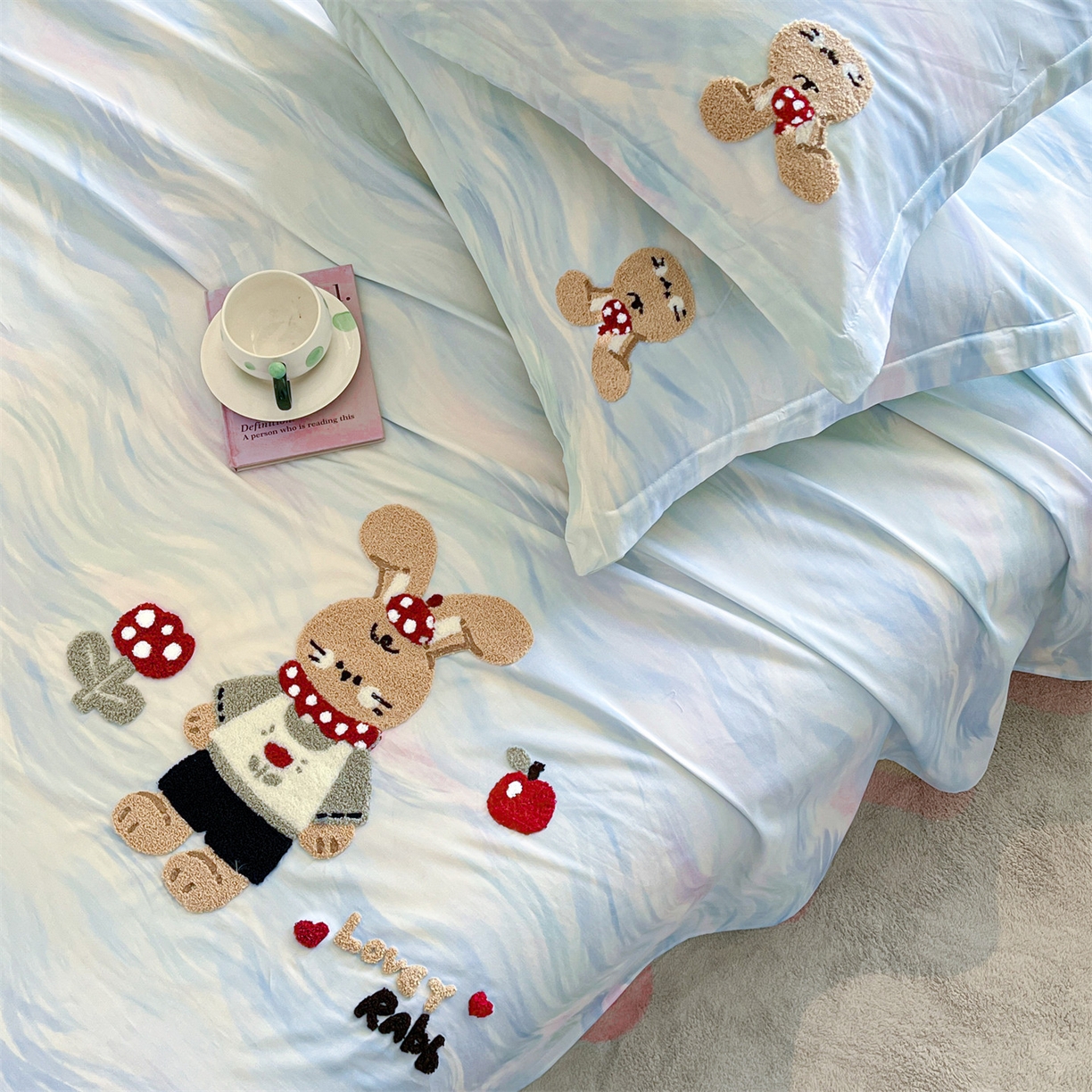 91家纺网 家纺一手货源 找家纺 笙意家纺 2026新款50S全棉纯棉毛巾绣单品床单床单单件 雾蓝小兔