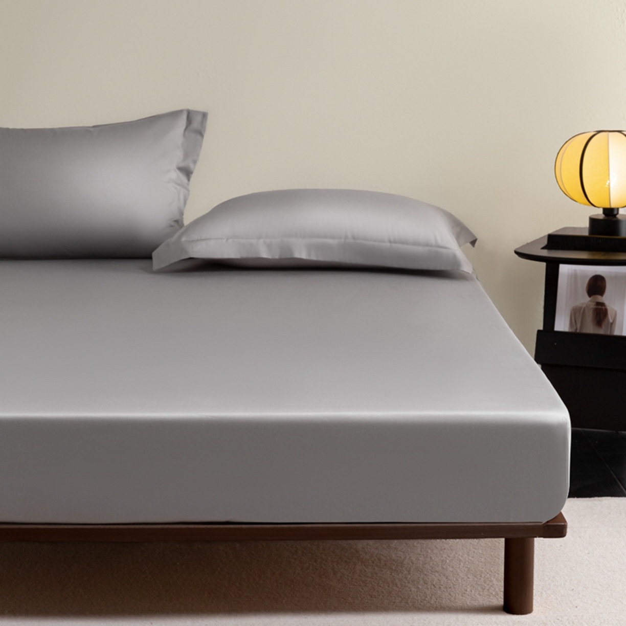 91家纺网 家纺一手货源 找家纺 秀色家纺 2026新款高端Pro+全棉纯棉床笠三件套纯棉床垫保护套简约纯色床套防尘罩单件 梦易-典雅灰