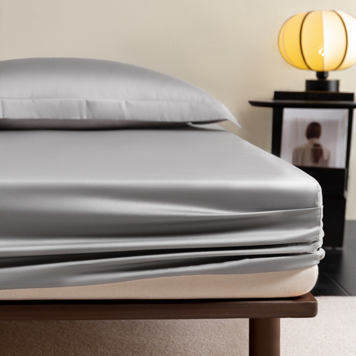 91家纺网 家纺一手货源 找家纺 秀色家纺 2026新款高端Pro+全棉纯棉床笠三件套纯棉床垫保护套简约纯色床套防尘罩单件 梦易-典雅灰