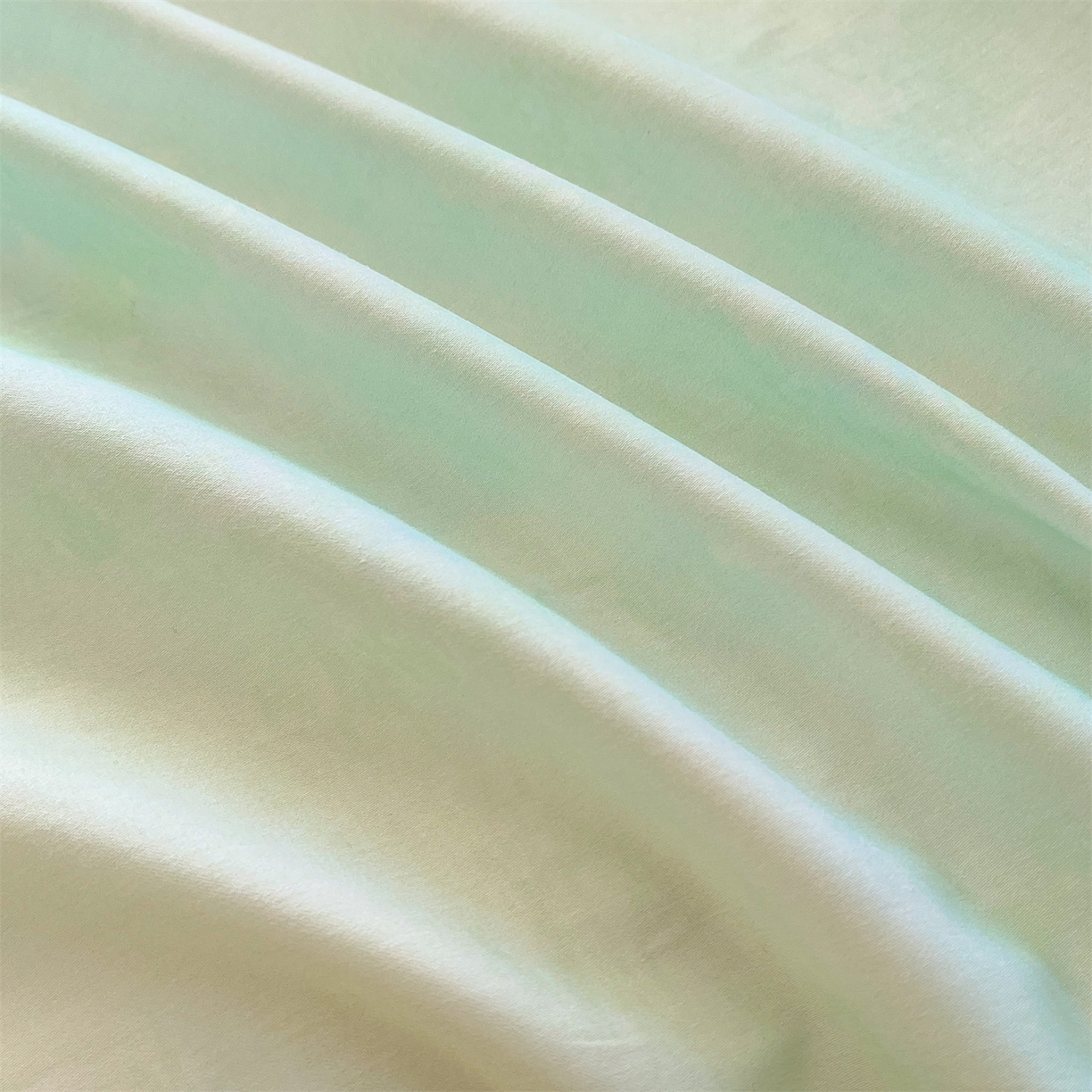 91家纺网 家纺一手货源 找家纺 笙意家纺 2026新款50S全棉纯棉毛巾绣单品床单床单单件 星野雪人