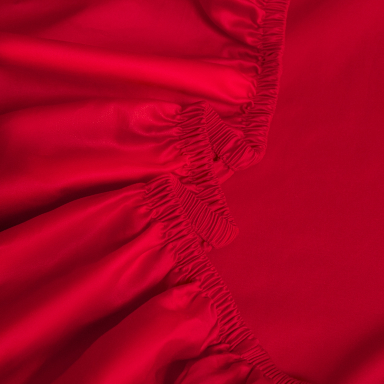 91家纺网 家纺一手货源 找家纺 秀色家纺 2026新款高端Pro+全棉纯棉床笠三件套纯棉床垫保护套简约纯色床套防尘罩单件 梦易-海棠红