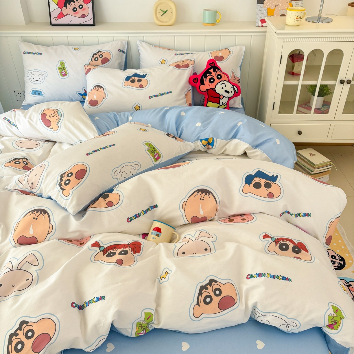 91家纺网 家纺一手货源 找家纺 （总）孩子王家纺 2026新款卡通全棉纯棉正版授权小版蜡笔小新系列四件套-含防伪码