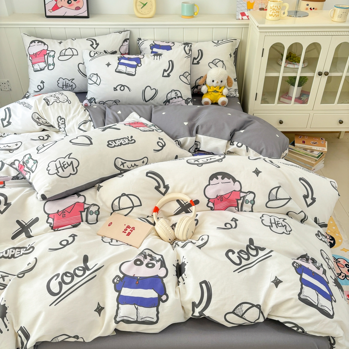 91家纺网 家纺一手货源 找家纺 （总）孩子王家纺 2026新款卡通全棉纯棉正版授权小版蜡笔小新系列四件套-含防伪码