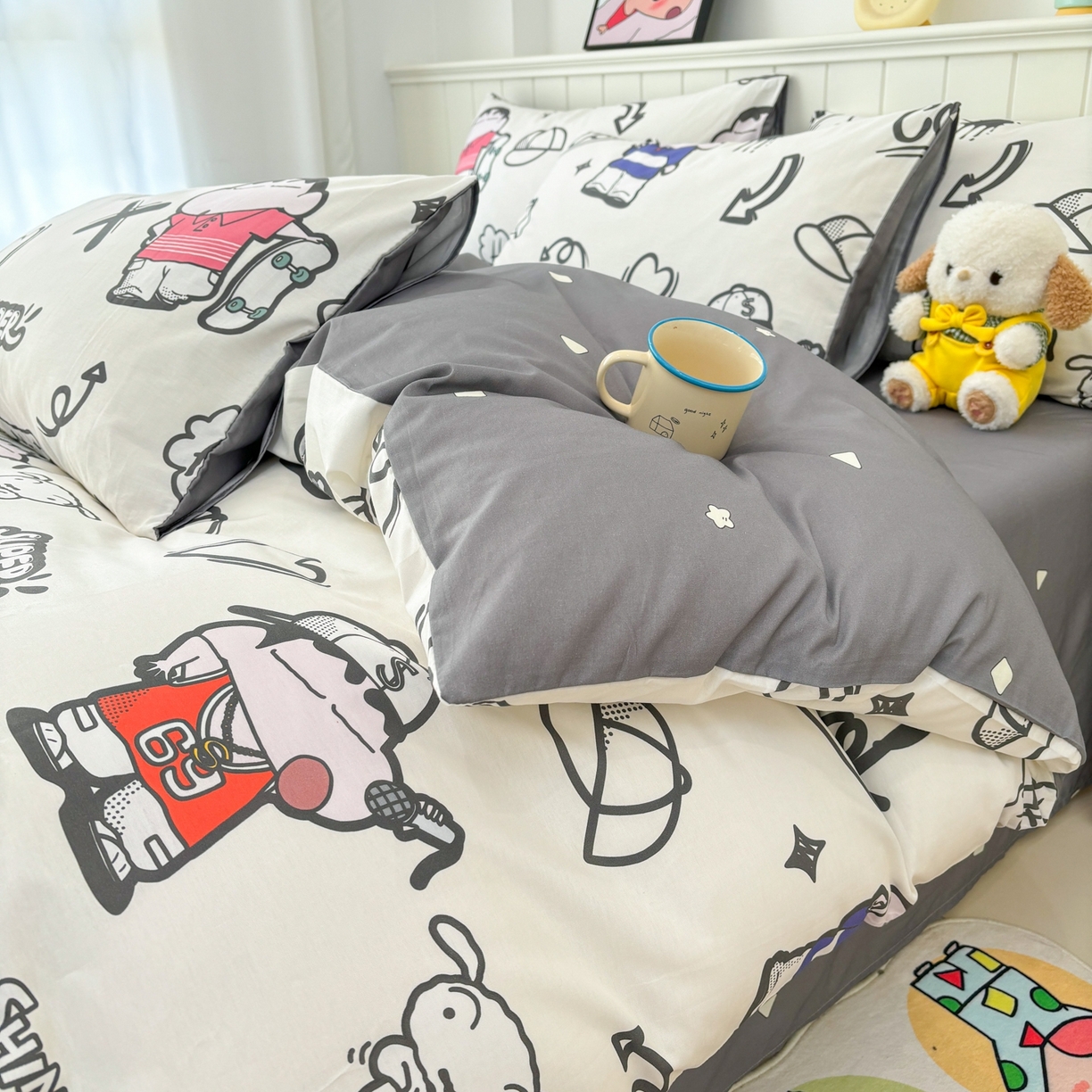 91家纺网 家纺一手货源 找家纺 孩子王家纺 2026新款卡通全棉纯棉正版授权小版蜡笔小新系列四件套-含防伪码 活宝小新