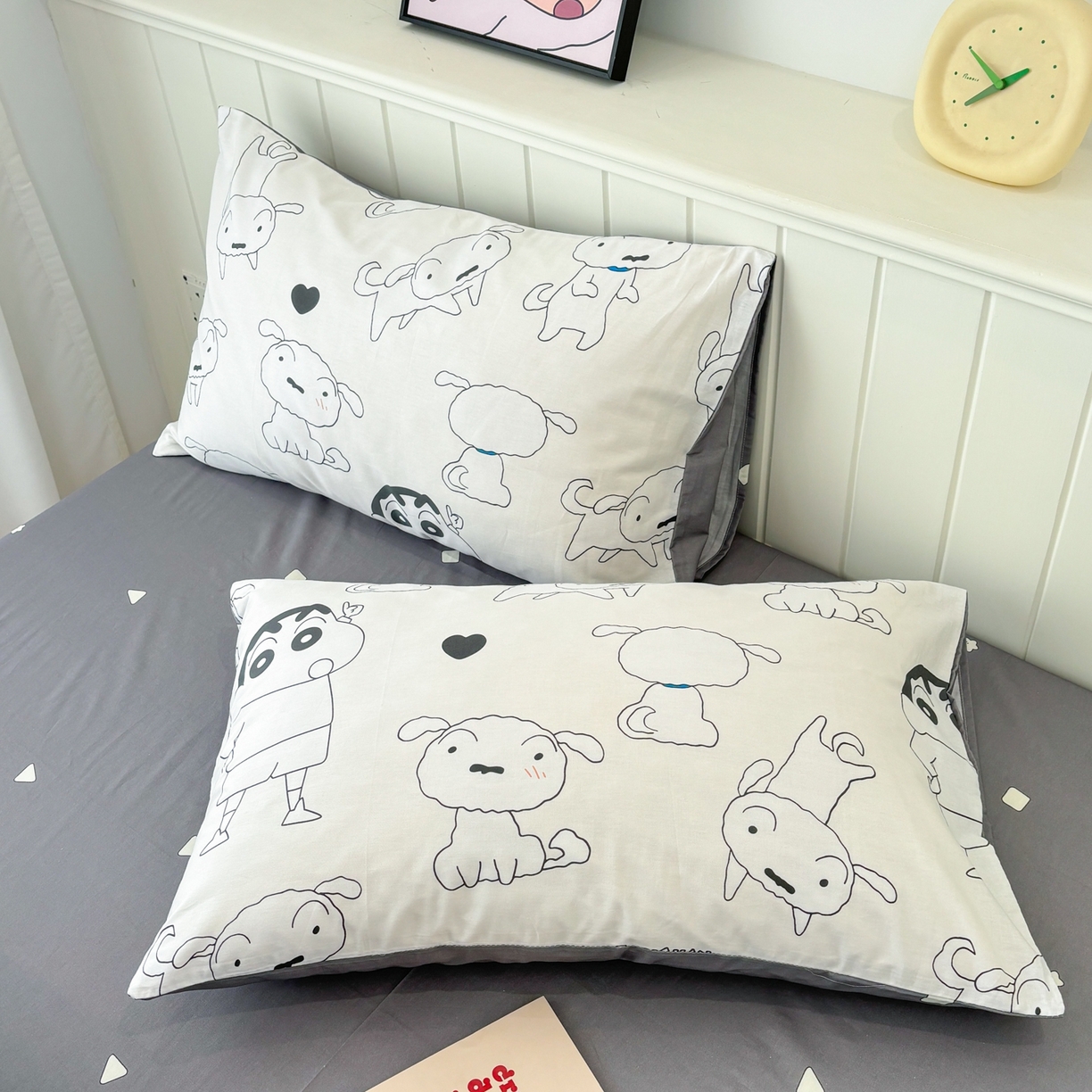 91家纺网 家纺一手货源 找家纺 孩子王家纺 2026新款卡通全棉纯棉正版授权小版蜡笔小新系列四件套-含防伪码 快乐小新