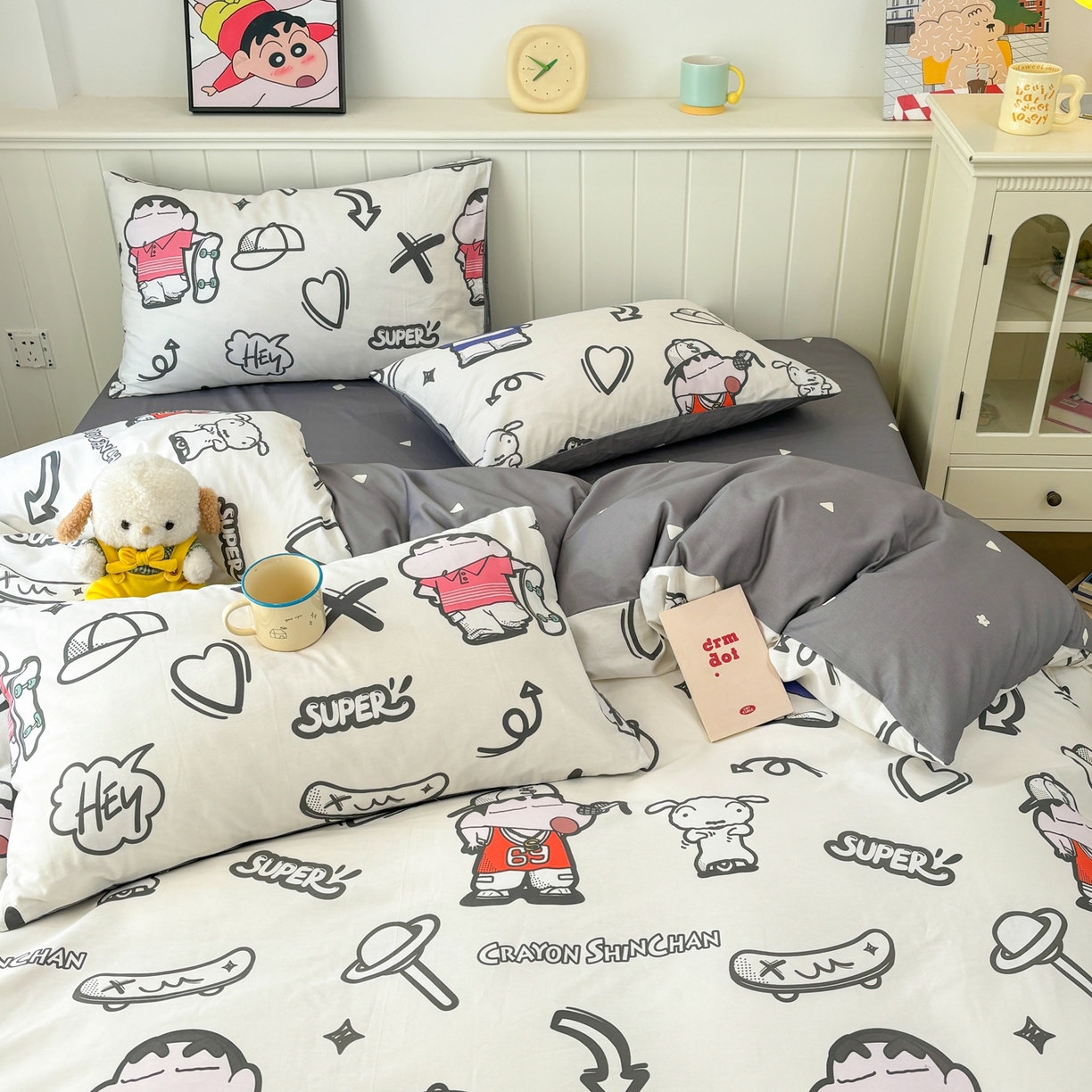 91家纺网 家纺一手货源 找家纺 孩子王家纺 2026新款卡通全棉纯棉正版授权小版蜡笔小新系列四件套-含防伪码 活宝小新