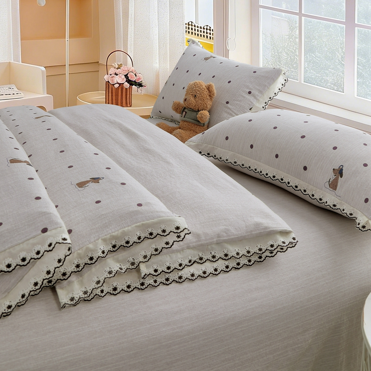 91家纺网 家纺一手货源 找家纺 恋之语 2026新款全棉花边色织水洗棉花边四件套 波点奶汪