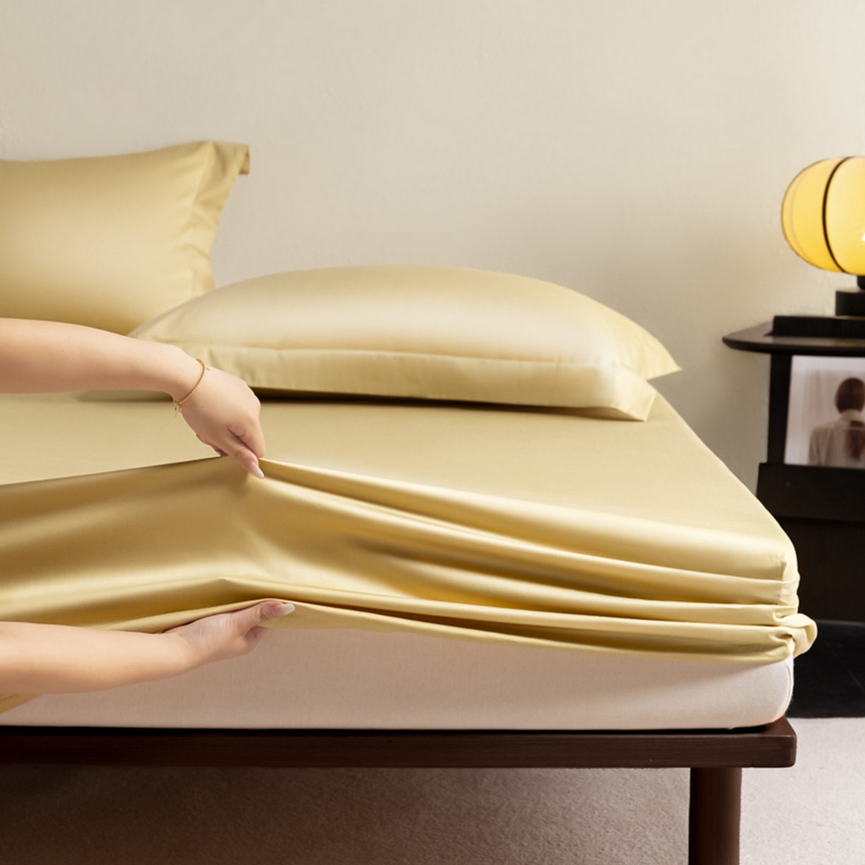 91家纺网 家纺一手货源 找家纺 秀色家纺 2026新款高端Pro+全棉纯棉床笠三件套纯棉床垫保护套简约纯色床套防尘罩单件 梦易-奶茶米