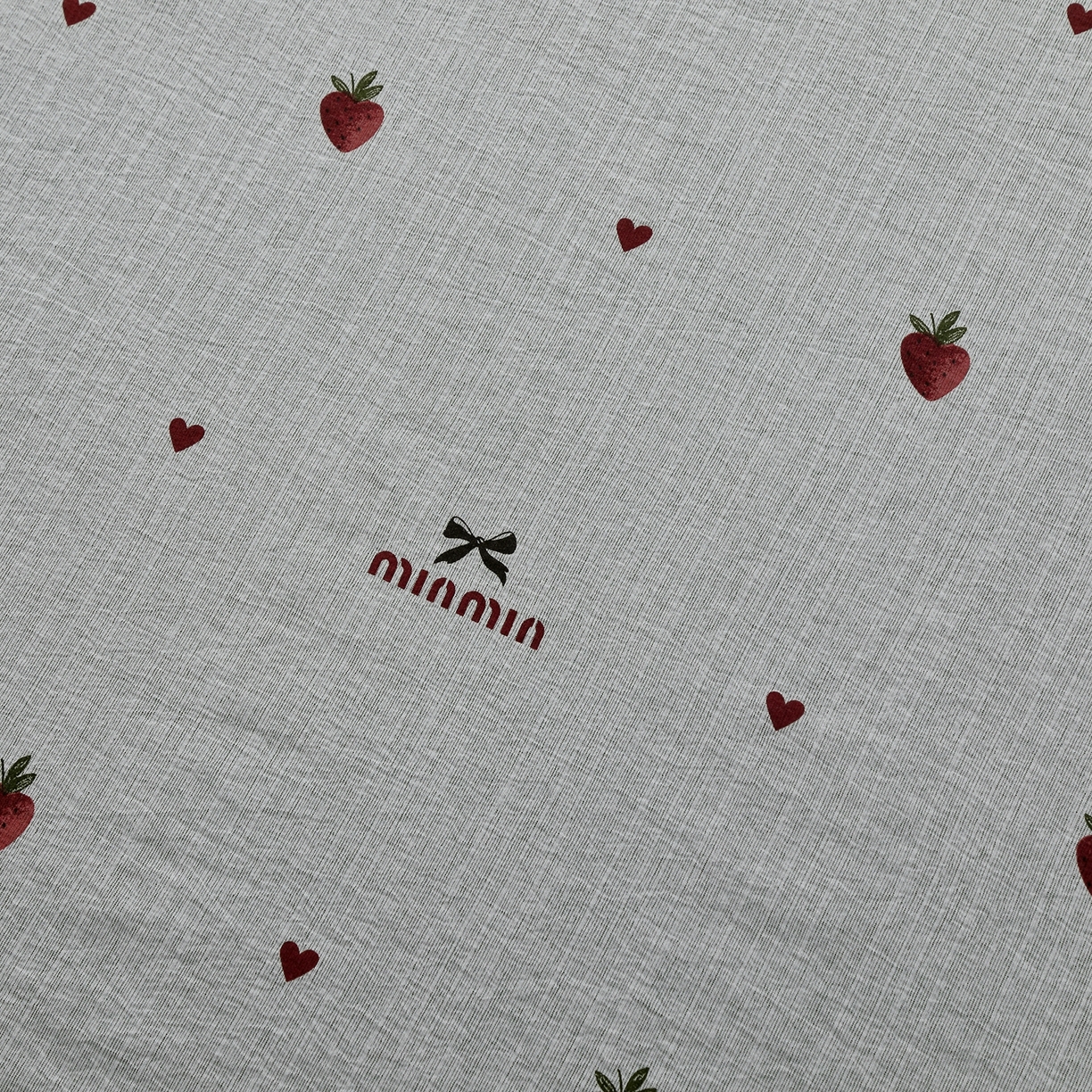 91家纺网 家纺一手货源 找家纺 恋之语 2026新款全棉花边色织水洗棉花边四件套 草莓气泡