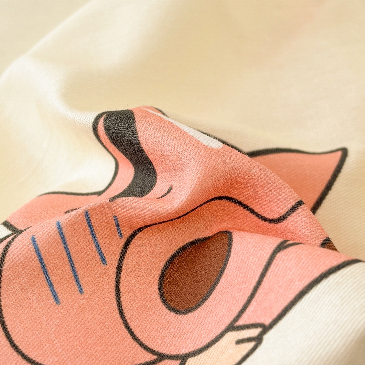 91家纺网 家纺一手货源 找家纺 孩子王家纺 2026新款卡通全棉纯棉正版授权小版蜡笔小新系列单床单床单单件单品床单-含防伪码 乐天派小新