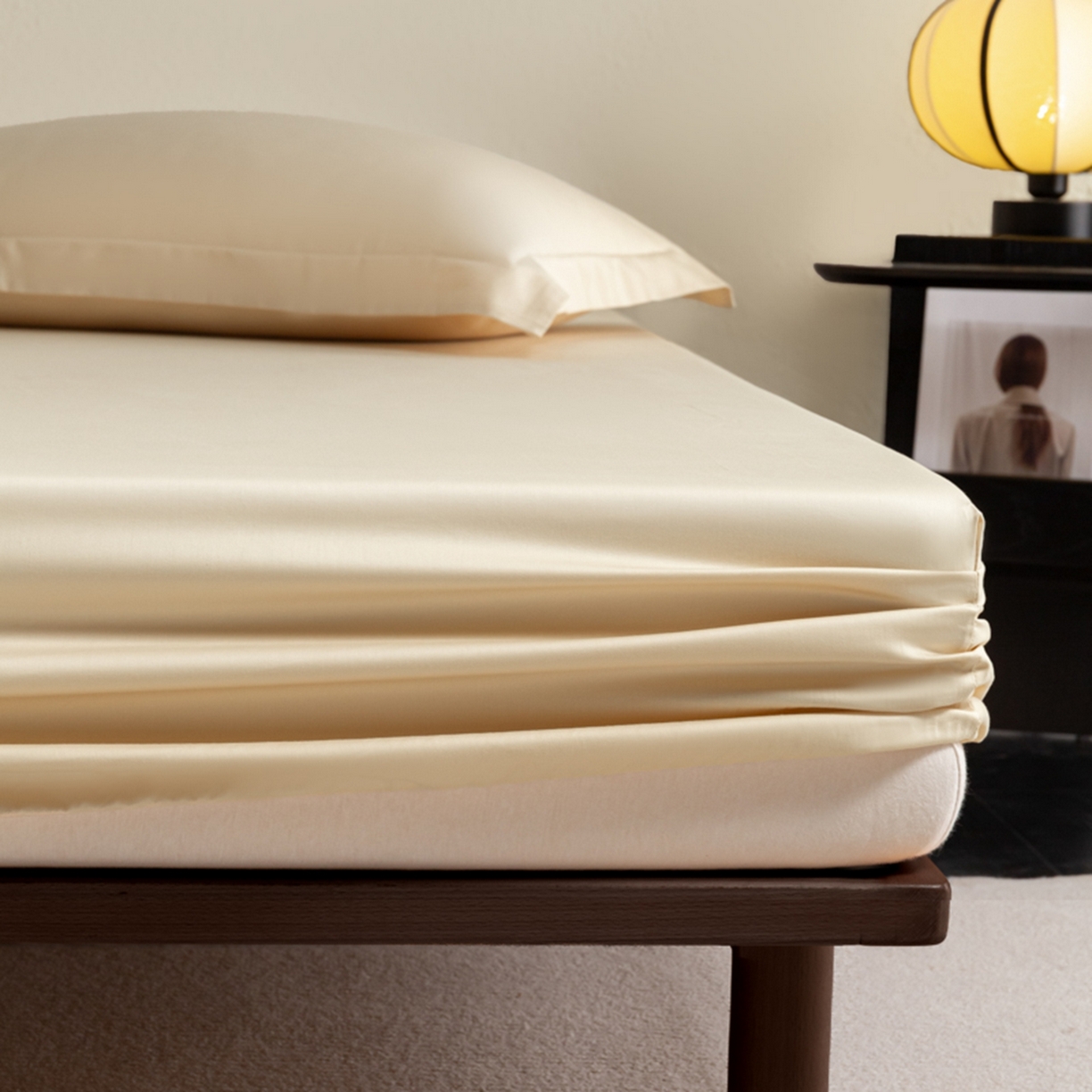 91家纺网 家纺一手货源 找家纺 秀色家纺 2026新款高端Pro+全棉纯棉床笠三件套纯棉床垫保护套简约纯色床套防尘罩单件 梦易-奶昔白