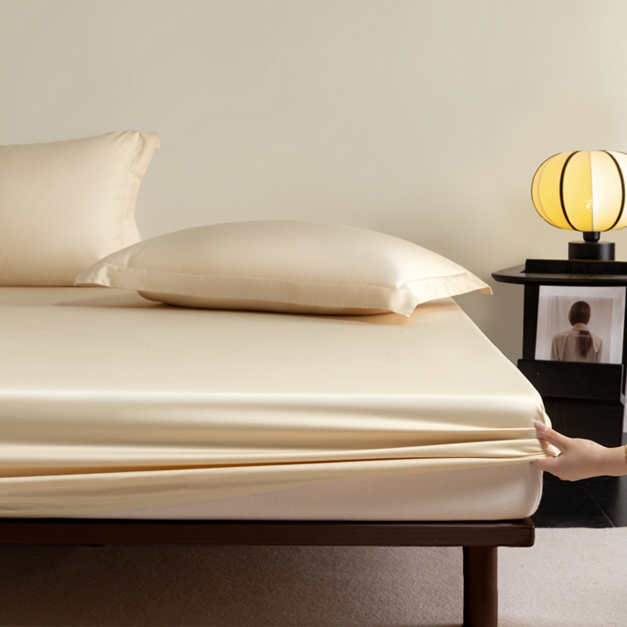 91家纺网 家纺一手货源 找家纺 秀色家纺 2026新款高端Pro+全棉纯棉床笠三件套纯棉床垫保护套简约纯色床套防尘罩单件 梦易-奶昔白