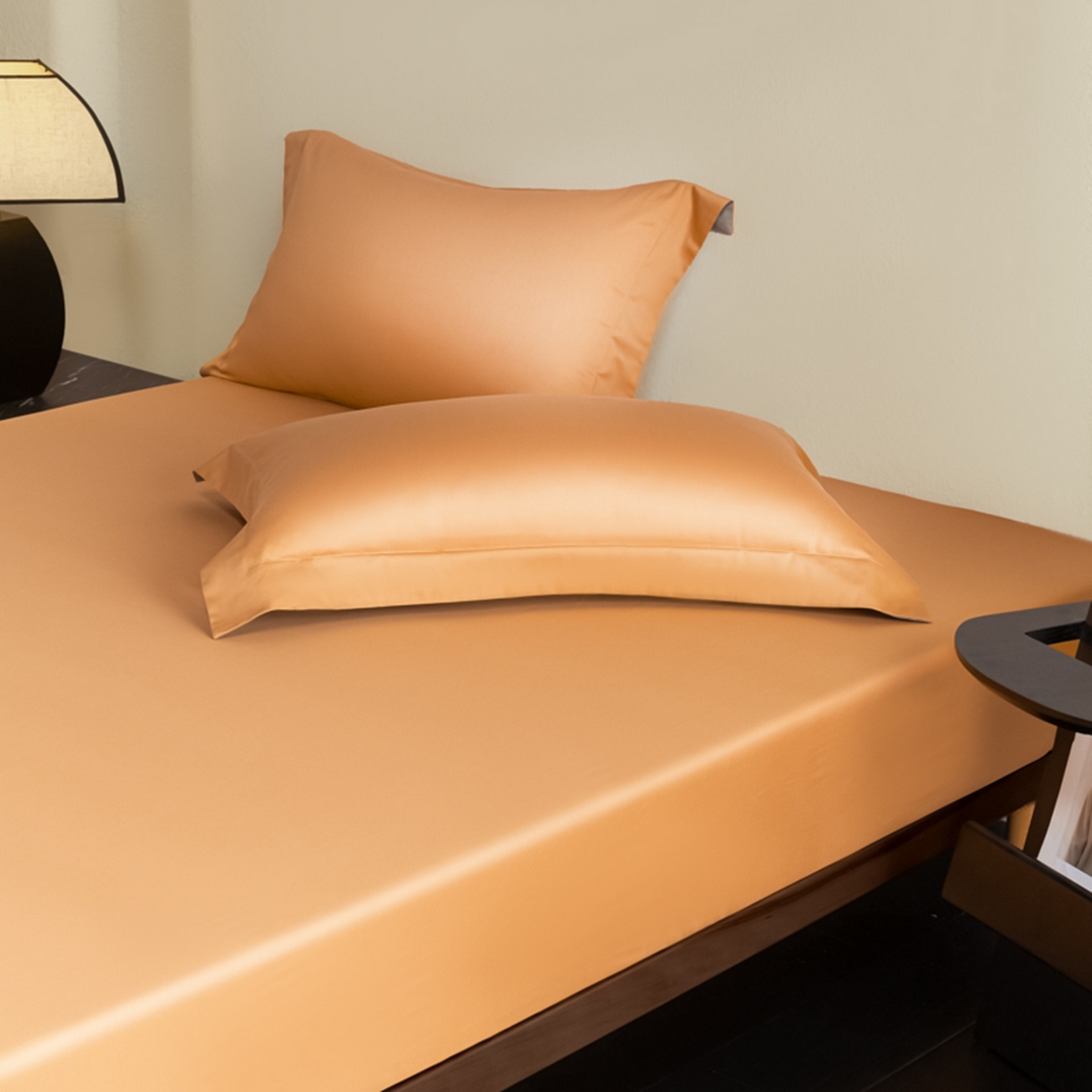 91家纺网 家纺一手货源 找家纺 秀色家纺 2026新款高端Pro+全棉纯棉床笠三件套纯棉床垫保护套简约纯色床套防尘罩单件 梦易-南瓜桔