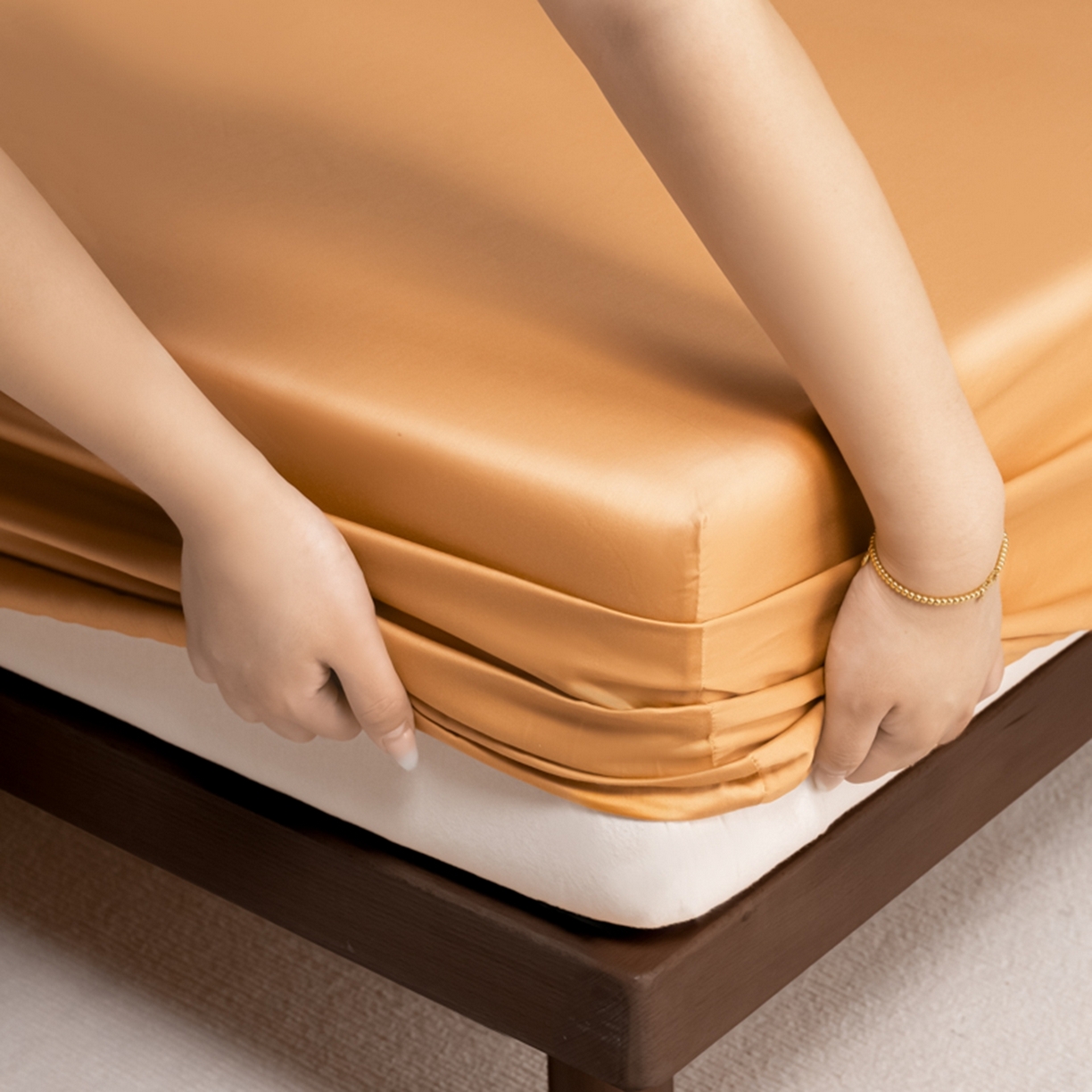 91家纺网 家纺一手货源 找家纺 秀色家纺 2026新款高端Pro+全棉纯棉床笠三件套纯棉床垫保护套简约纯色床套防尘罩单件 梦易-南瓜桔