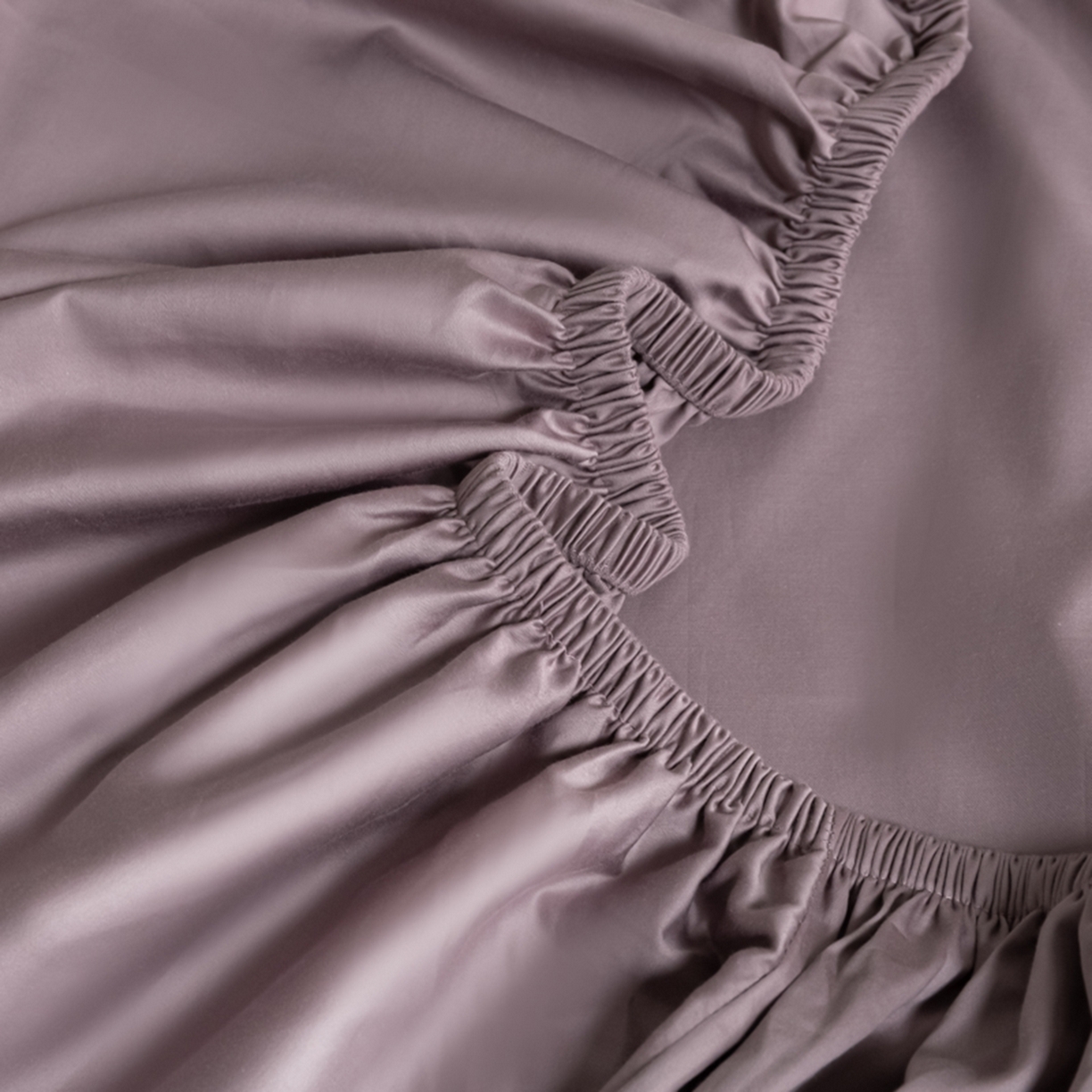 91家纺网 家纺一手货源 找家纺 秀色家纺 2026新款高端Pro+全棉纯棉床笠三件套纯棉床垫保护套简约纯色床套防尘罩单件 梦易-香芋紫