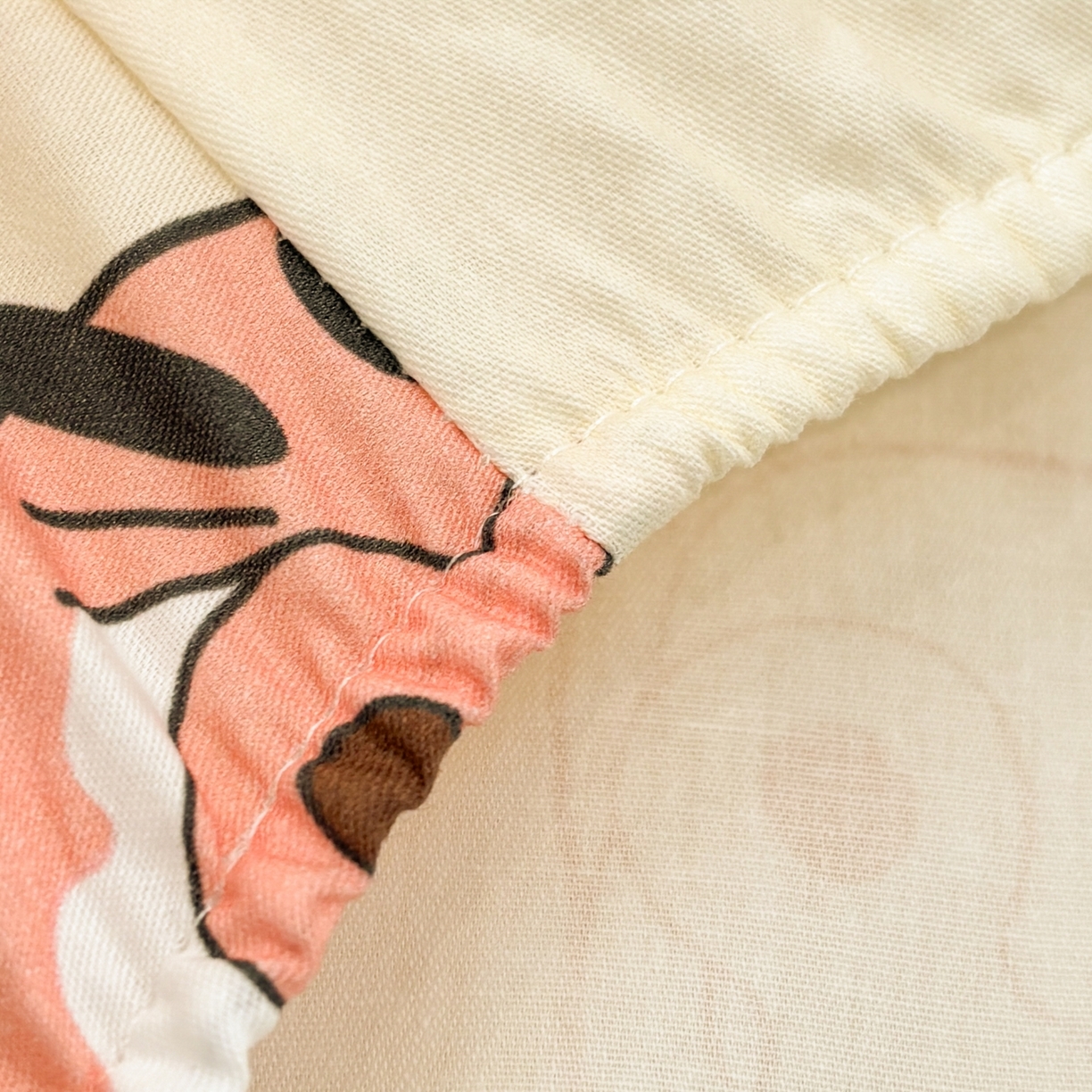 91家纺网 家纺一手货源 找家纺 孩子王家纺 2026新款卡通全棉纯棉正版授权小版蜡笔小新系列单床笠床笠单件单品床笠-含防伪码 乐天派小新