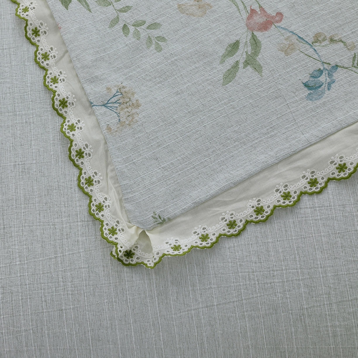 91家纺网 家纺一手货源 找家纺 恋之语 2026新款全棉花边色织水洗棉花边四件套 春日花蔓