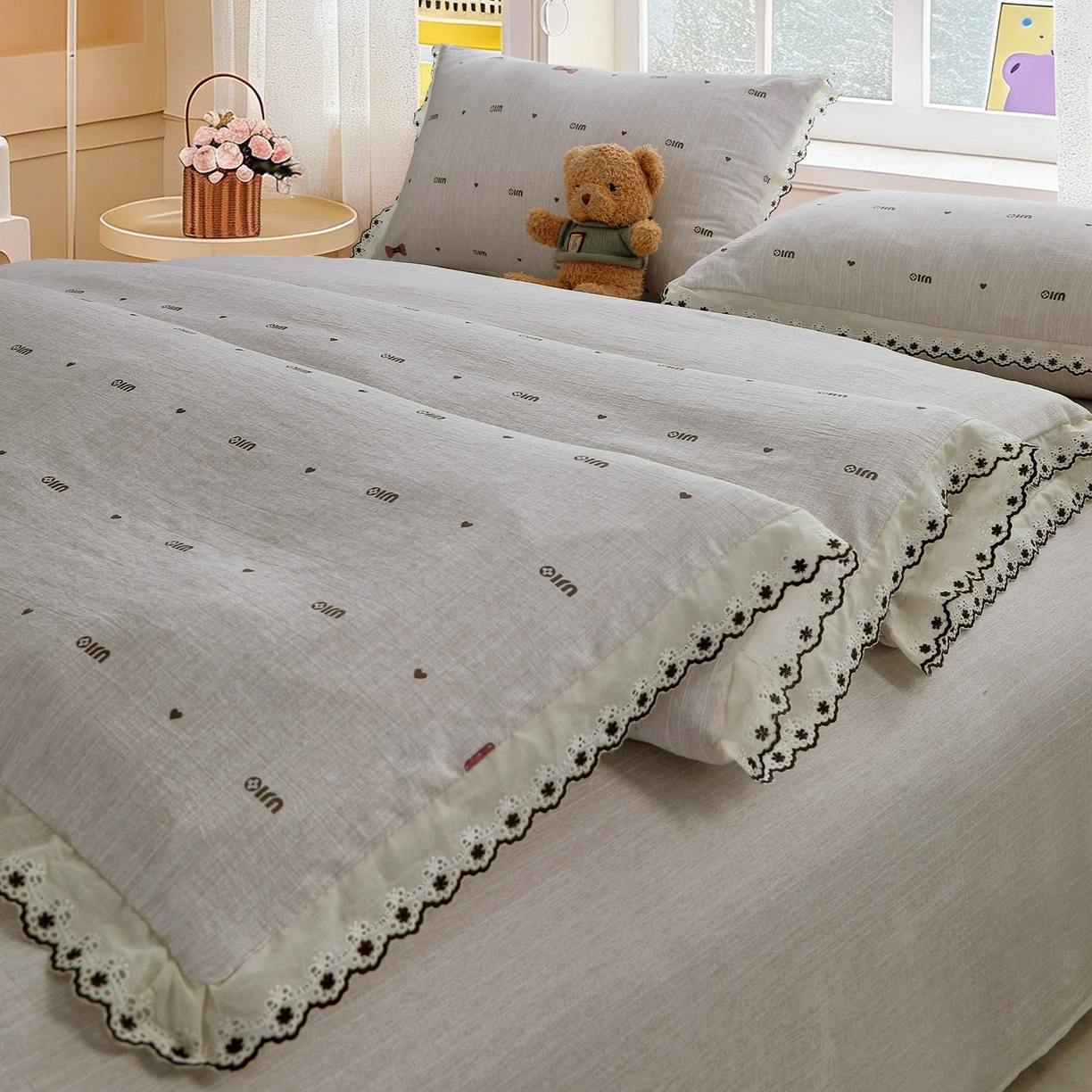 91家纺网 家纺一手货源 找家纺 恋之语 2026新款全棉花边色织水洗棉花边四件套 粉心领结