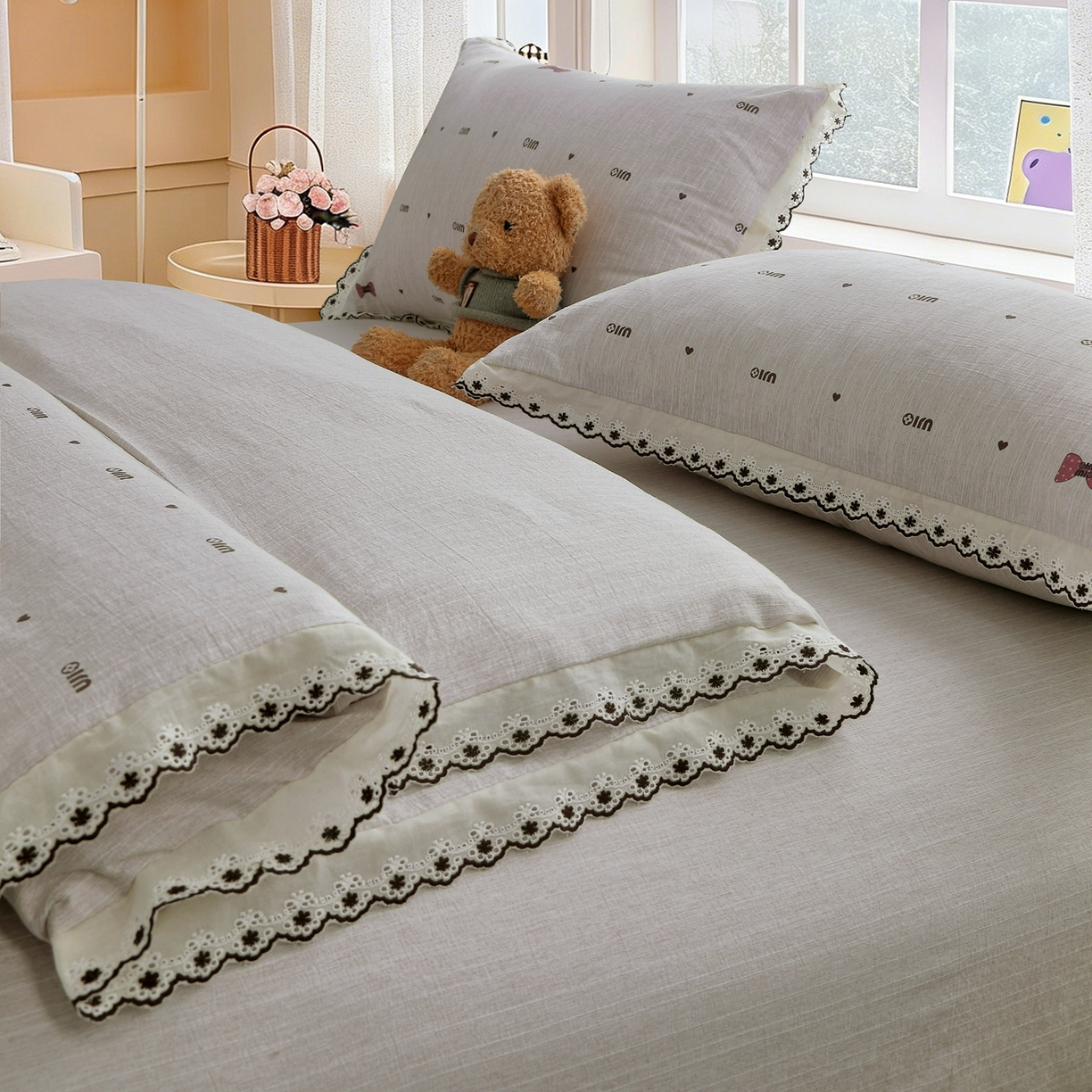 91家纺网 家纺一手货源 找家纺 恋之语 2026新款全棉花边色织水洗棉花边四件套 粉心领结