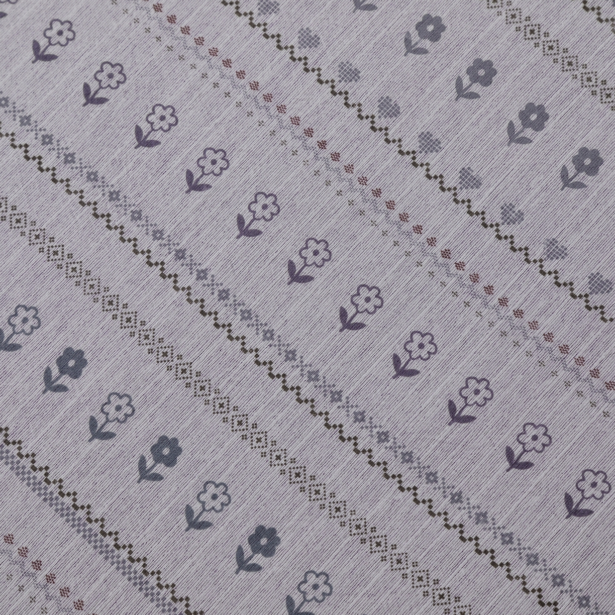 91家纺网 家纺一手货源 找家纺 恋之语 2026新款全棉花边色织水洗棉花边四件套 灰调条纹