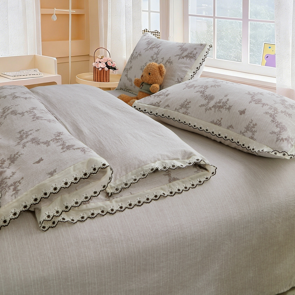 91家纺网 家纺一手货源 找家纺 恋之语 2026新款全棉花边色织水洗棉花边四件套 灰枝疏影