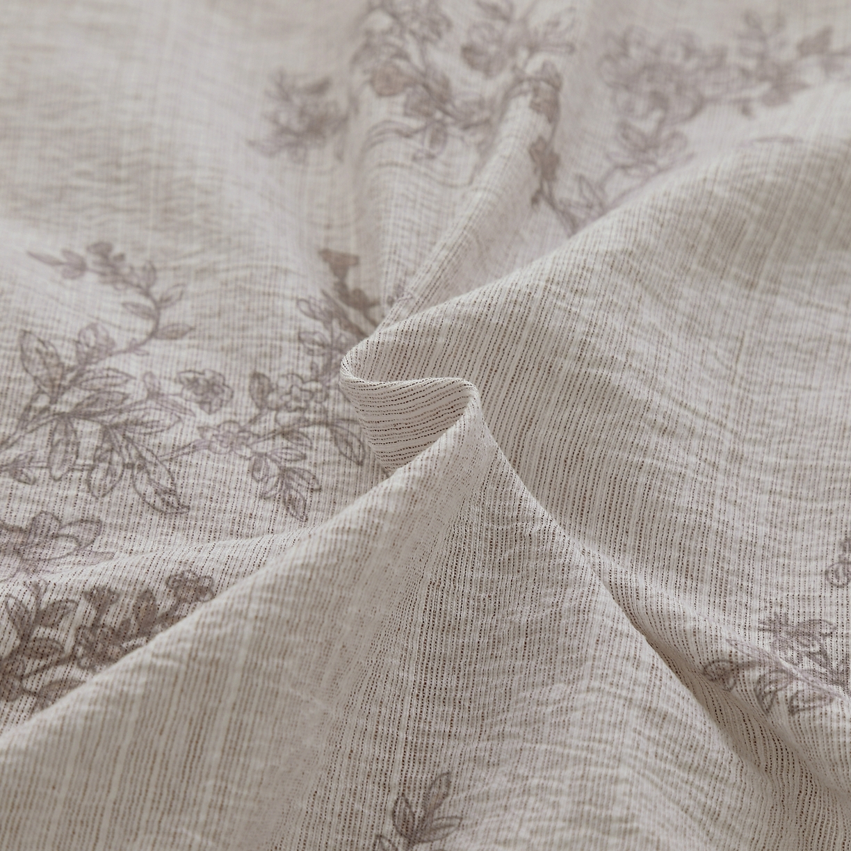 91家纺网 家纺一手货源 找家纺 恋之语 2026新款全棉花边色织水洗棉花边四件套 灰枝疏影