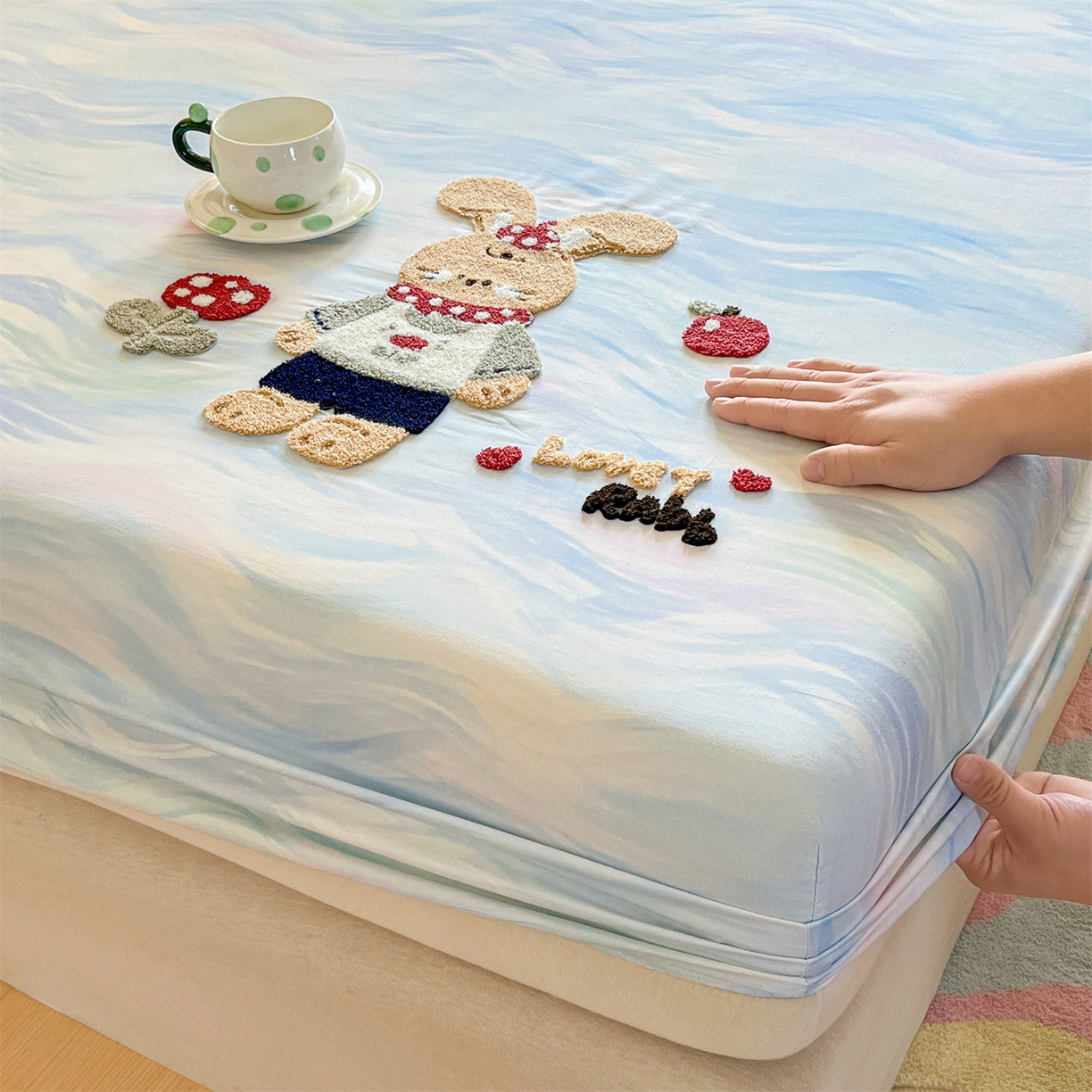 91家纺网 家纺一手货源 找家纺 笙意家纺 2026新款50S全棉纯棉毛巾绣单品床笠床笠单件 雾蓝小兔