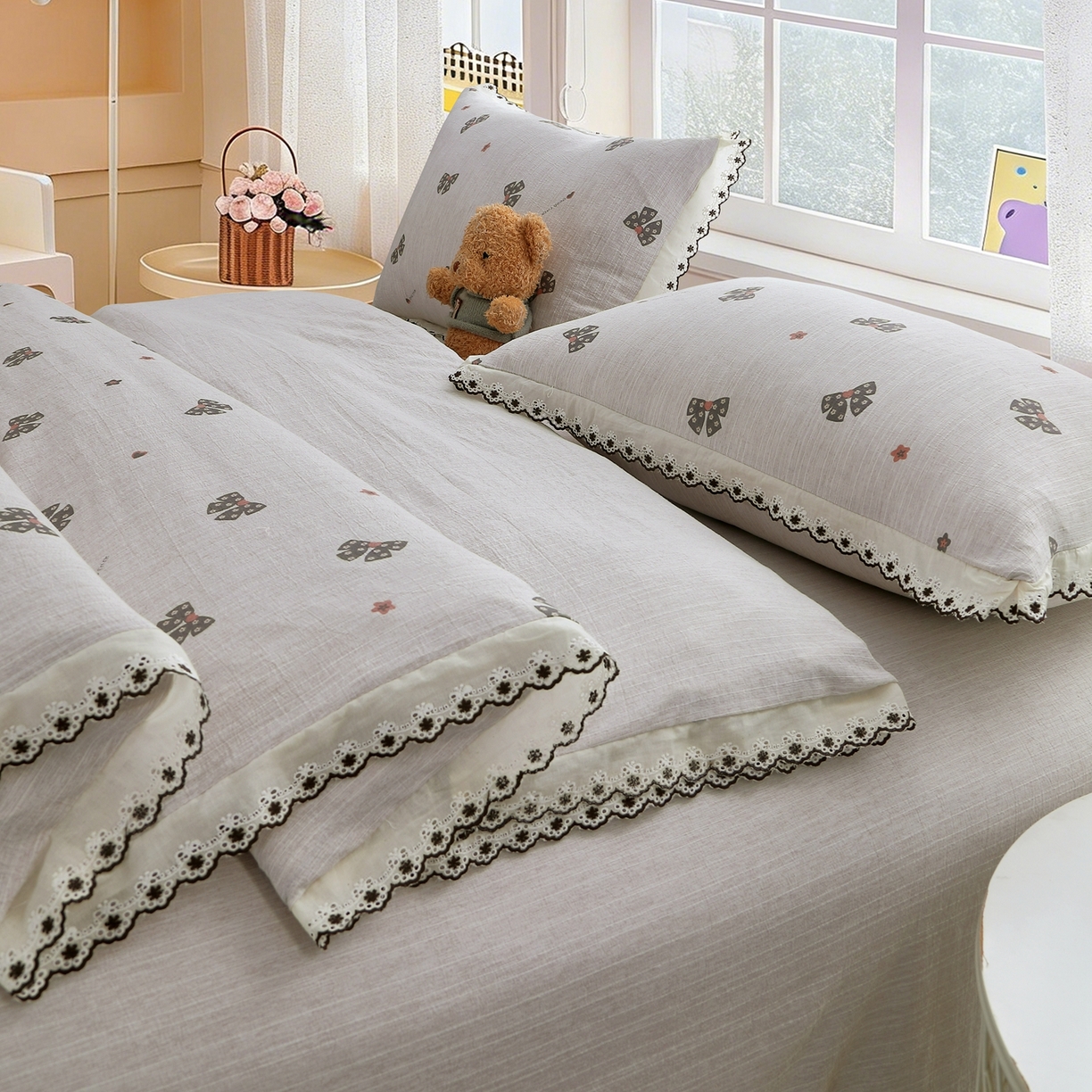 91家纺网 家纺一手货源 找家纺 恋之语 2026新款全棉花边色织水洗棉花边四件套 墨蝶轻舞